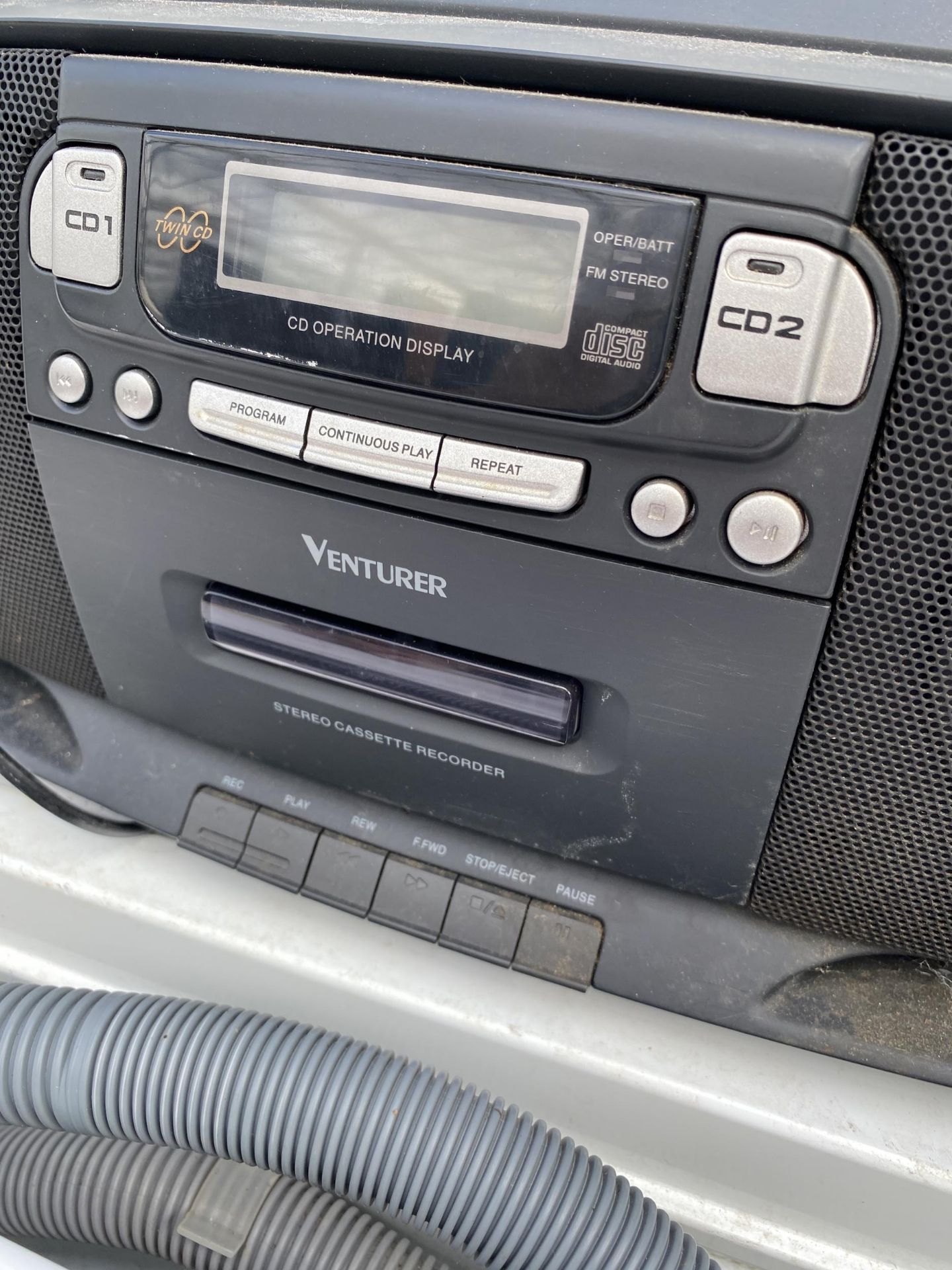 A VENTURER STEREO CASSETTE PLAYER - Image 2 of 2