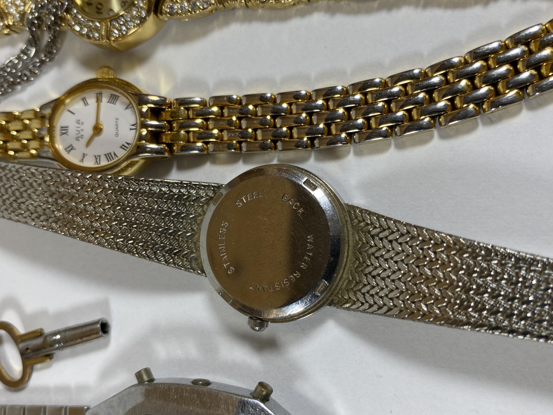 A MIXED LOT OF ASSORTED WATCHES, AVIA, ART DECO MARCASITE EXAMPLES ETC - Image 7 of 7