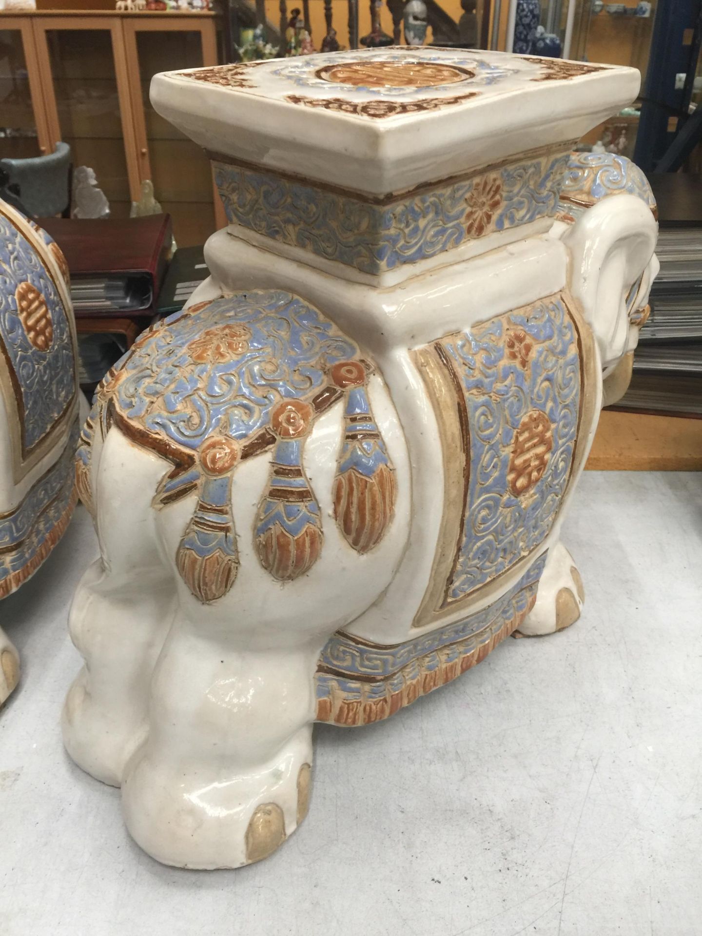 A PAIR OF LARGE CERAMIC ELEPHANT GARDEN SEATS - Image 3 of 4