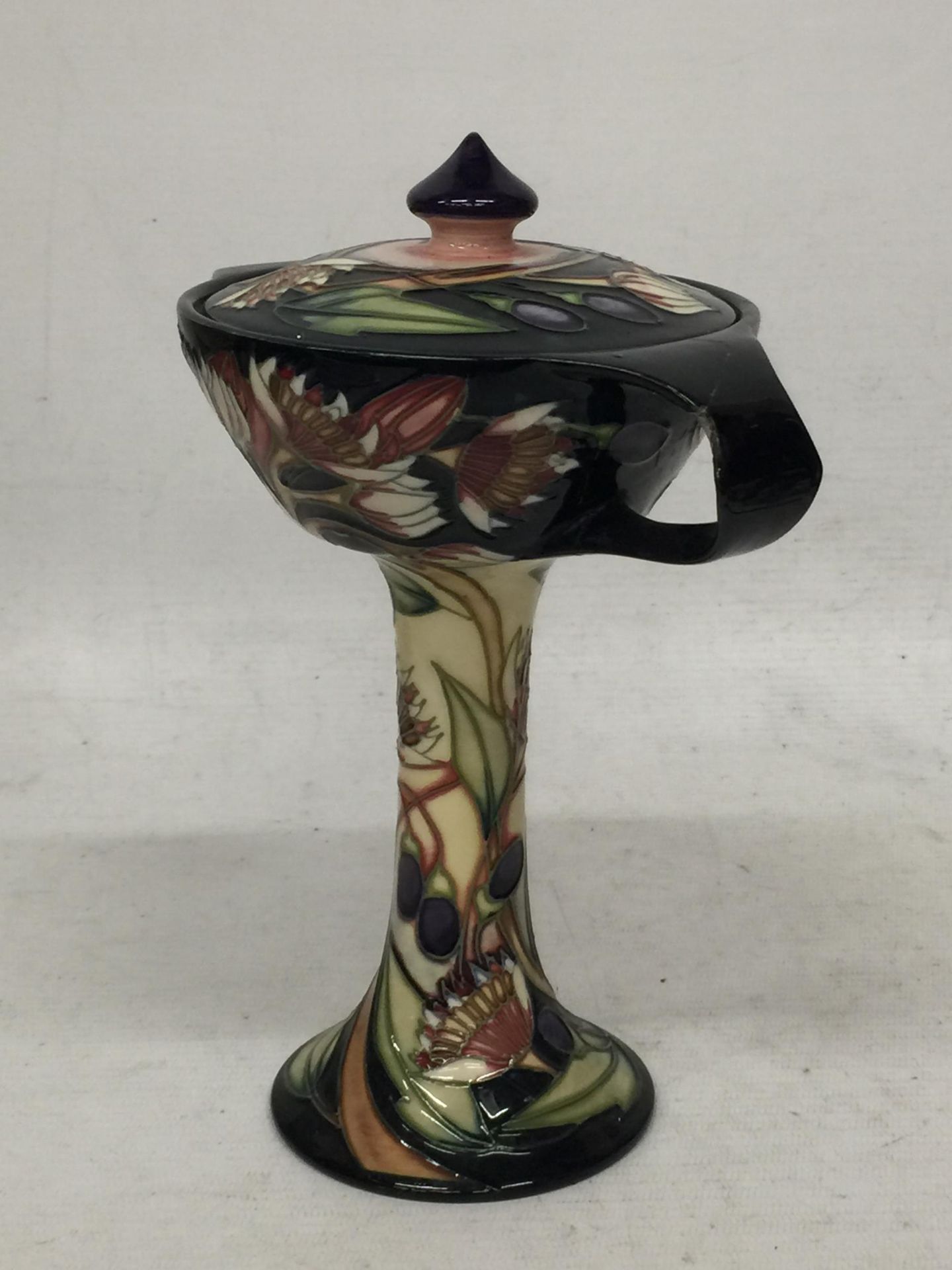 A MOORCROFT POTTERY FLORAL BONBONIERE, DATED 2003 (HANDLE A/F) - Image 2 of 6
