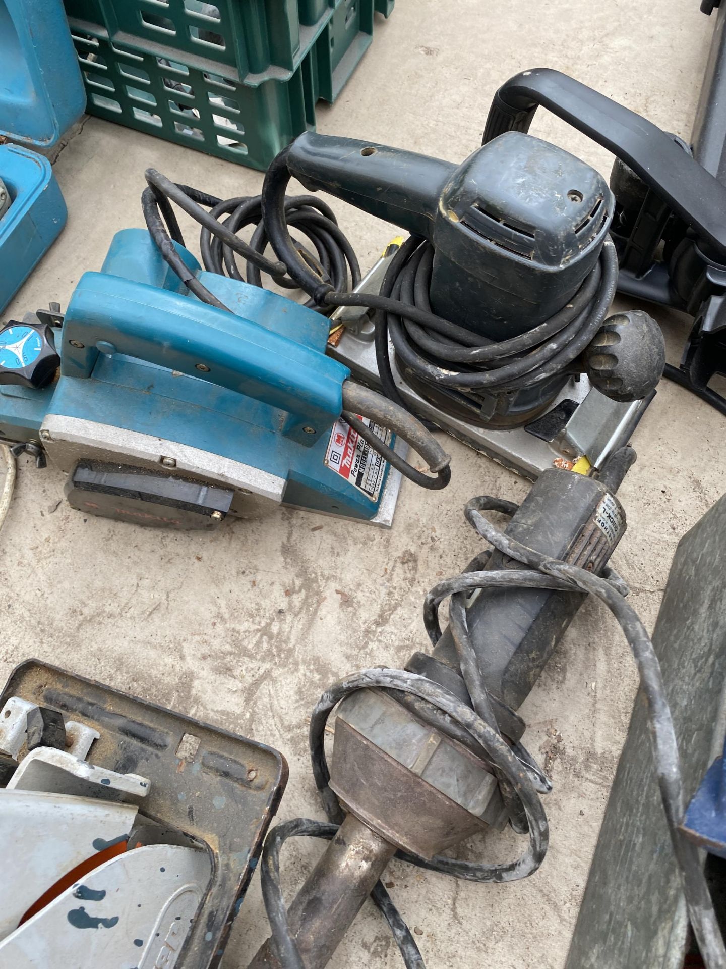 FOUR ASSORTED POWER TOOLS - MAKITA BELT SANDER ETC - Image 2 of 2