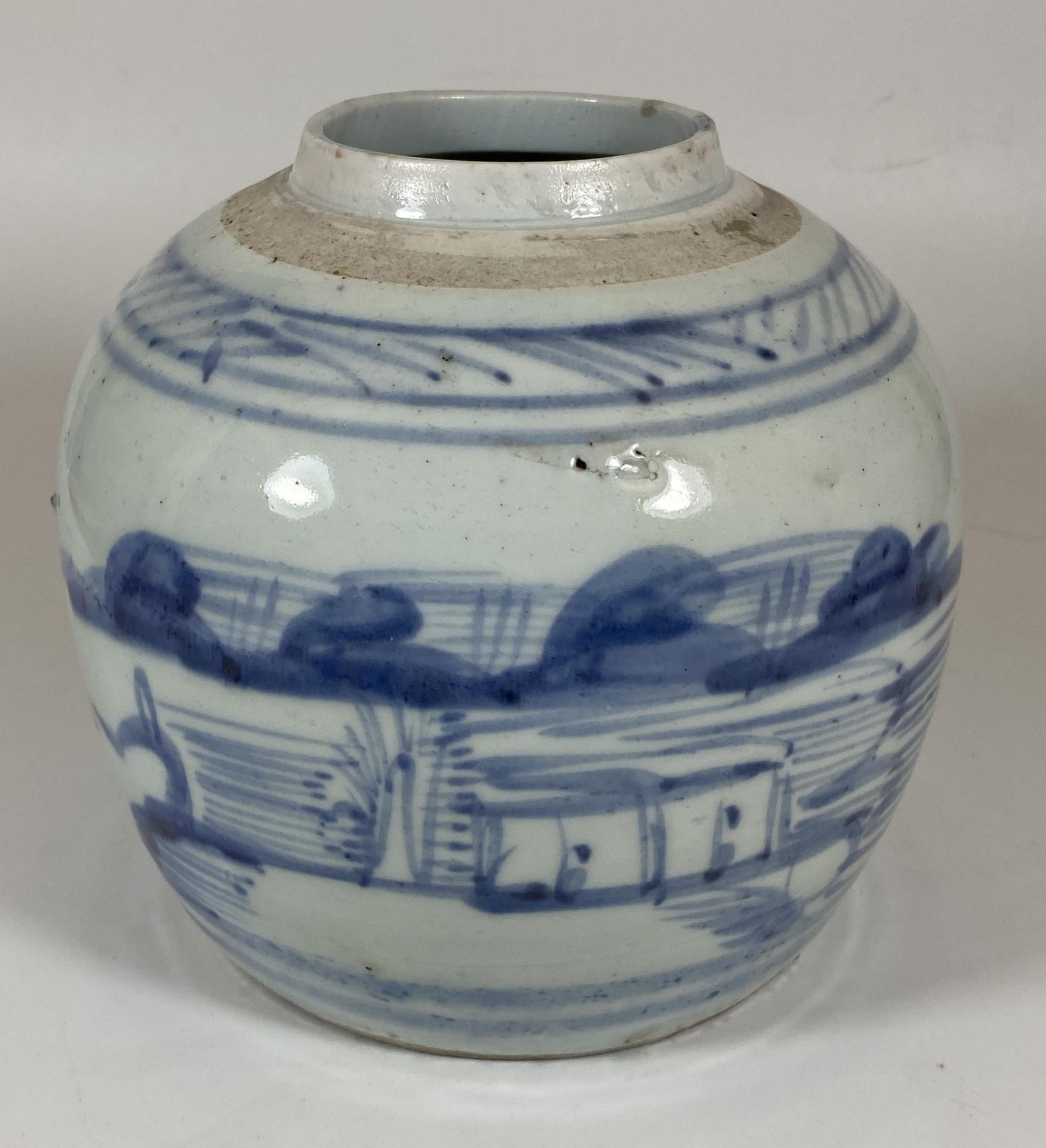 A 19TH CENTURY QING TEK SING STYLE CHINESE BLUE AND WHITE MARRIAGE / GINGER JAR, HEIGHT 16CM