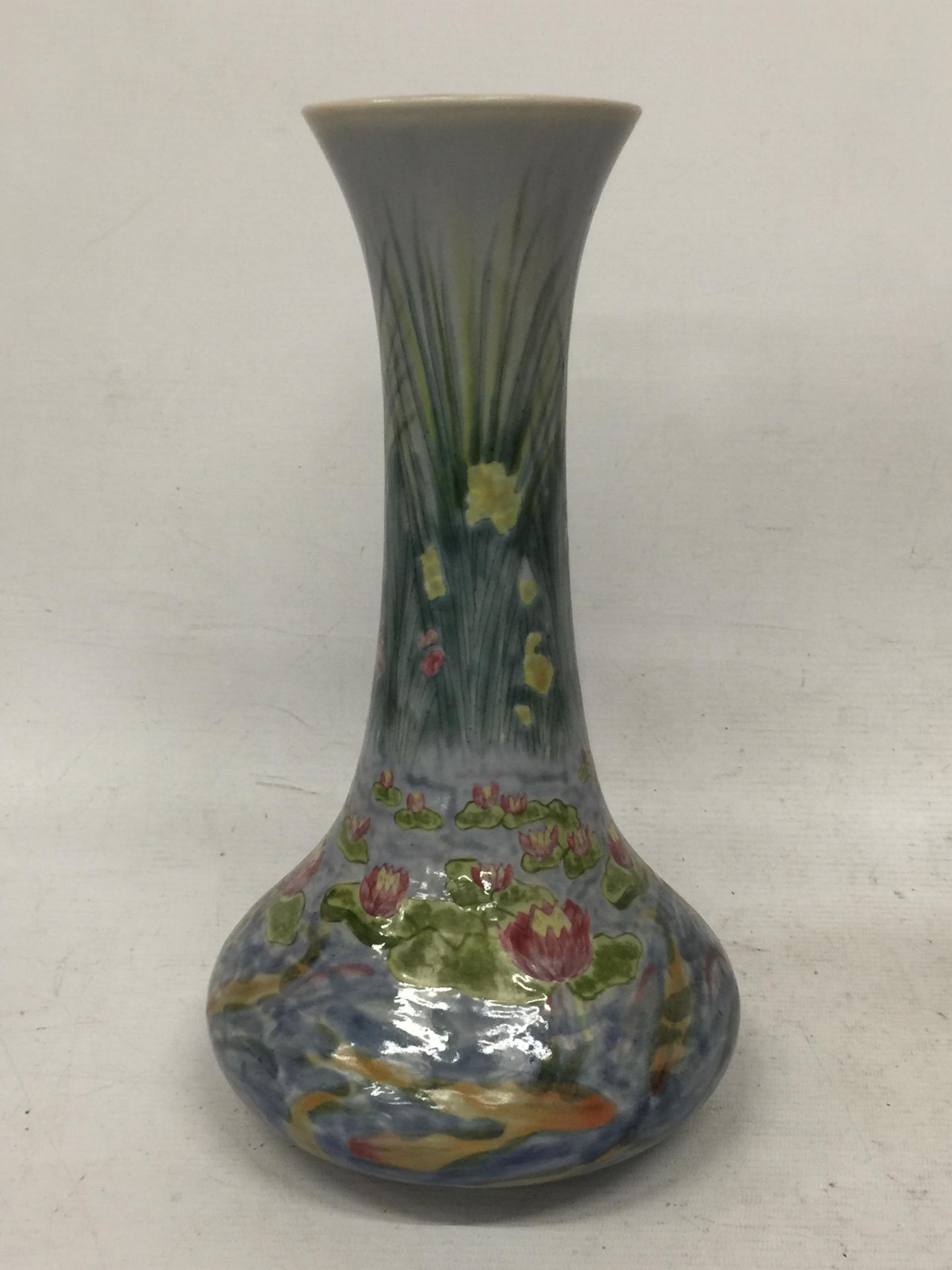 A COBRIDGE STONEWARE WATER LILY PATTERN VASE, DATED 1999