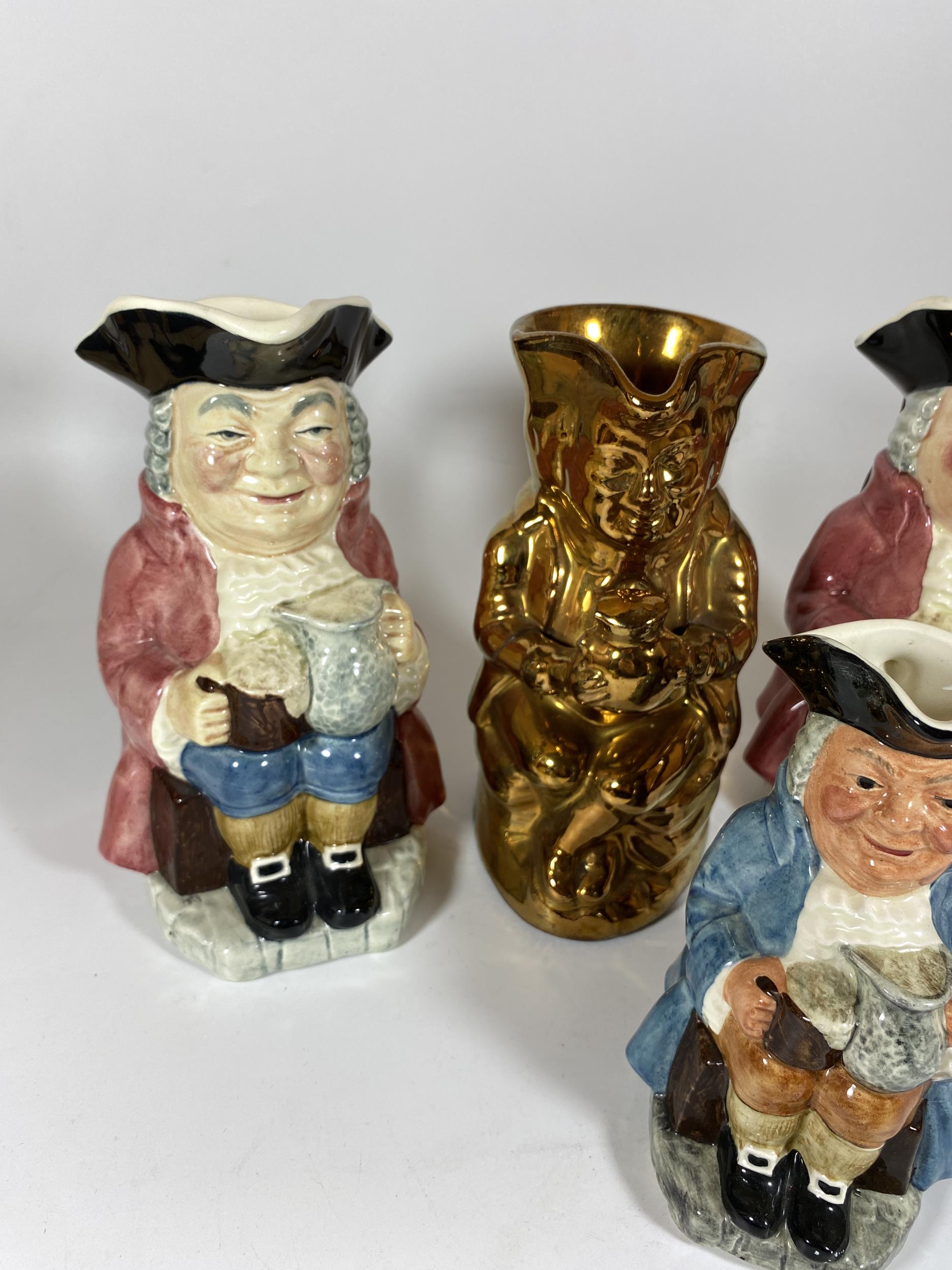 A GROUP OF FOUR VINTAGE TOBY JUGS TO INCLUDE A PAIR OF SYLVAC EXAMPLES - Image 2 of 4