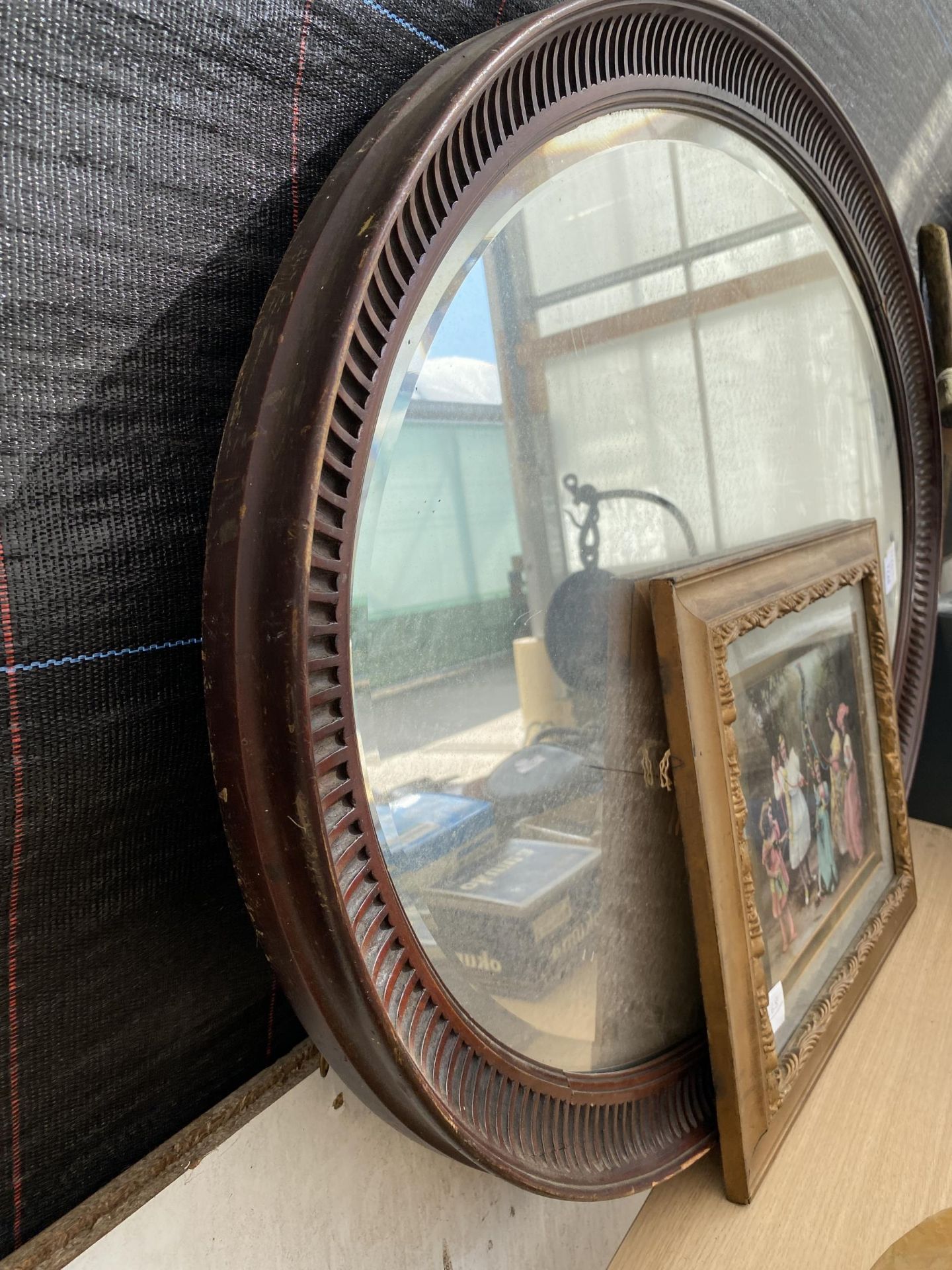 TWO ITEMS - WOODEN FRAMED OVAL MIRROR AND GILT FRAMED COLOUR PRINT - Image 3 of 3