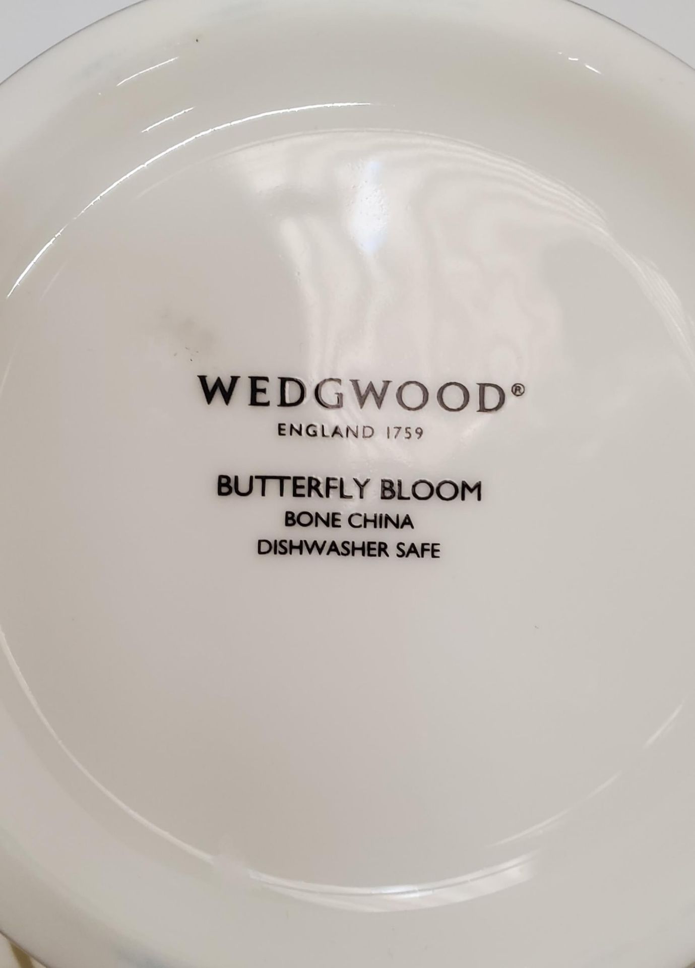 A BOXED WEDGWOOD TEAPOT BUTTERFLY BLOOM - Bild 2 aus 3