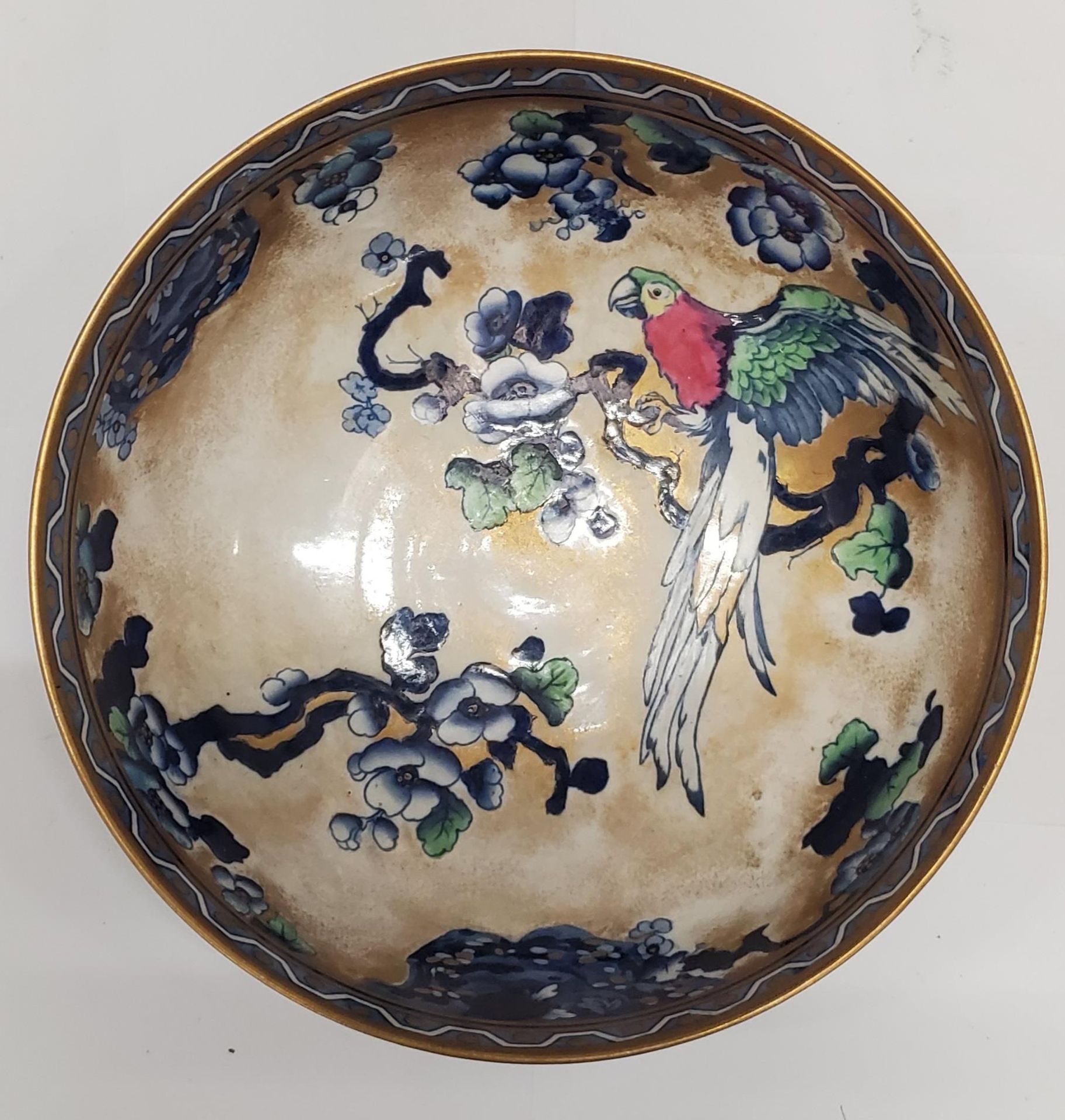 TWO LARGE LOSOL WARE BOWLS DECORATED WITH PARROTS AND FOLIAGE - Image 4 of 5