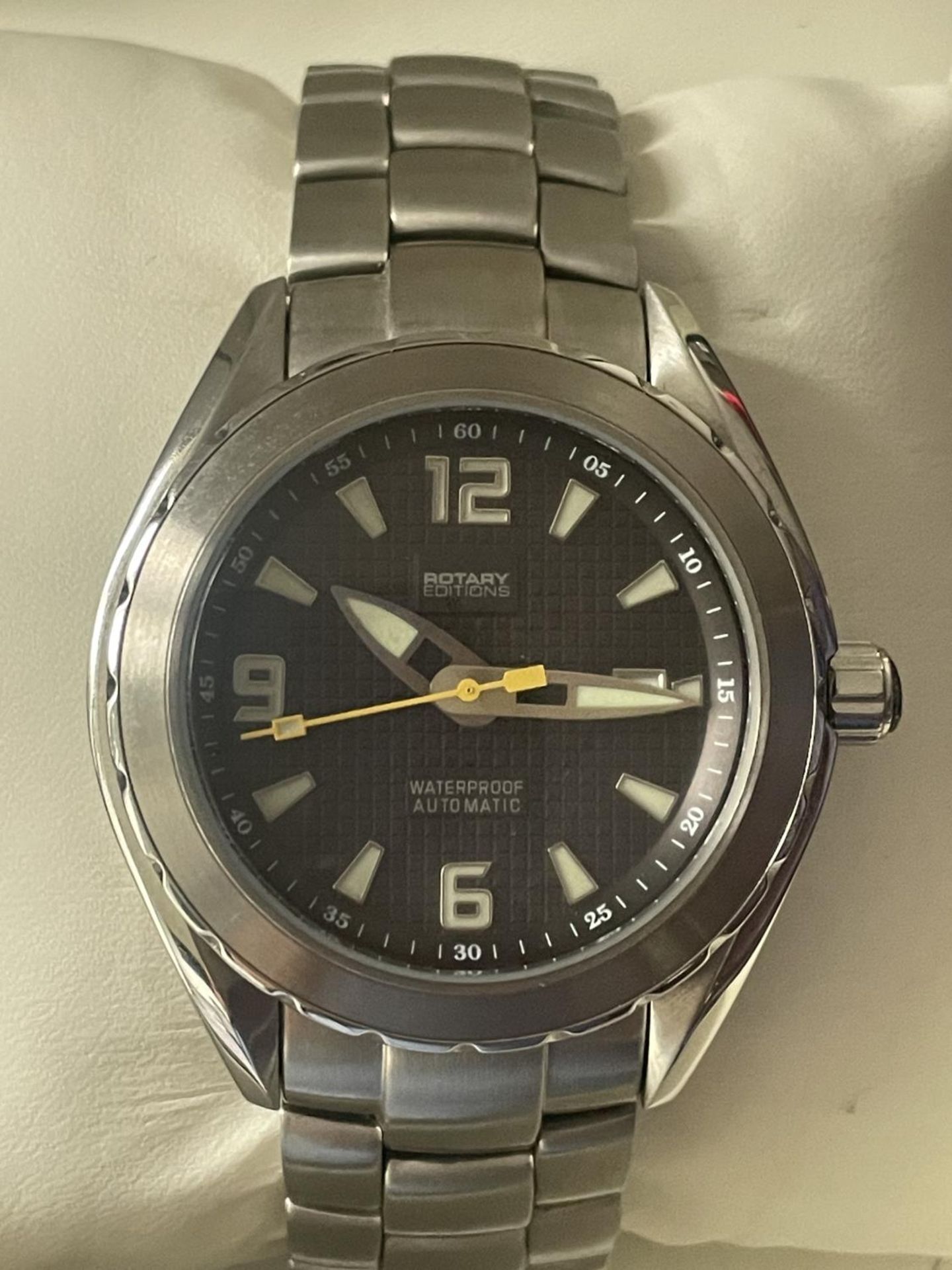 A ROTARY WRIST WATCH RE 2008-1 1895 EDITIONS SERIES AUTOMATIC WATERPROOF AS NEW IN BOX AND SEEN - Image 2 of 3