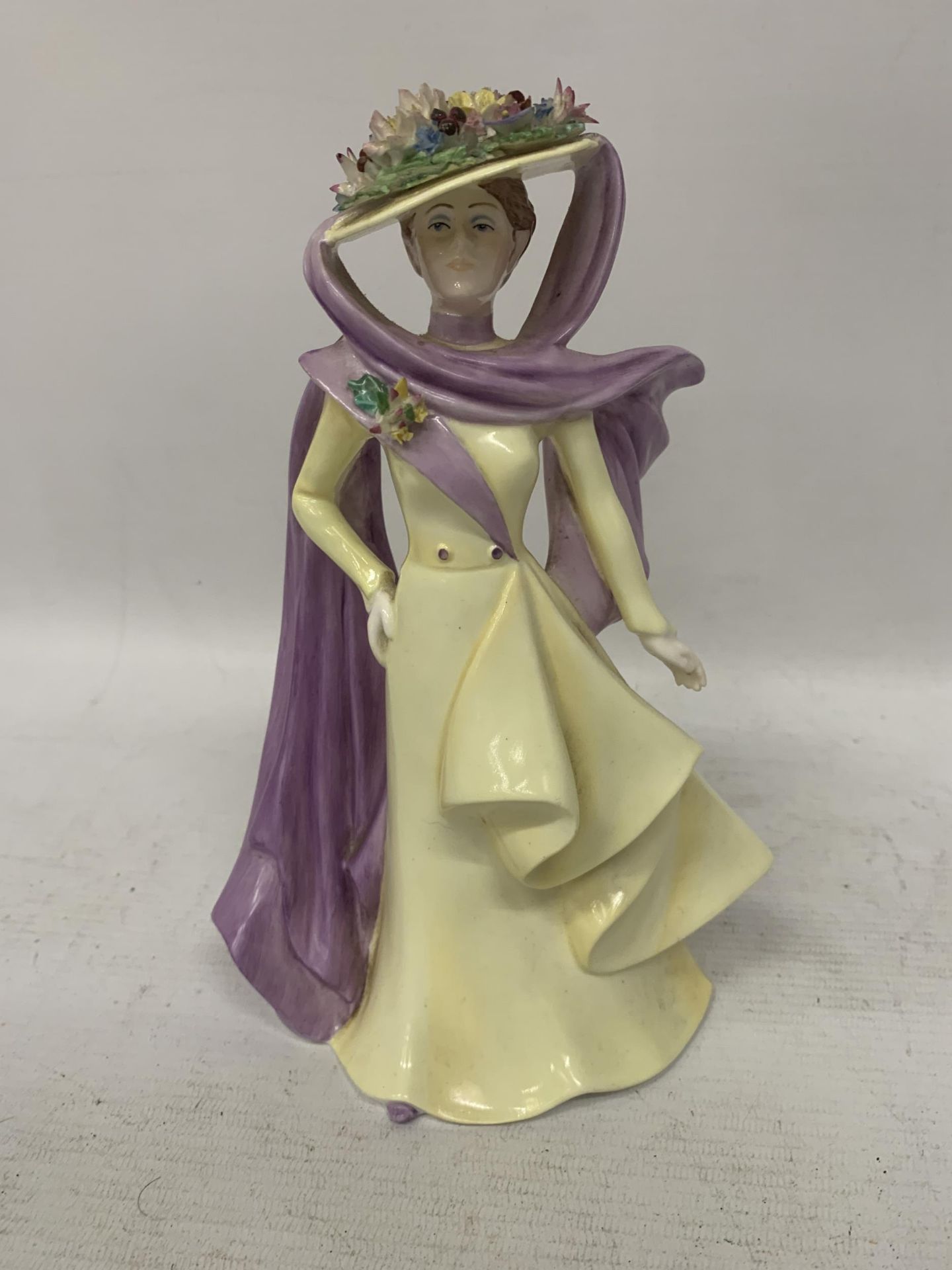 A COALPORT LIMITED EDITION 'THE ASCOT LADY' FIGURE