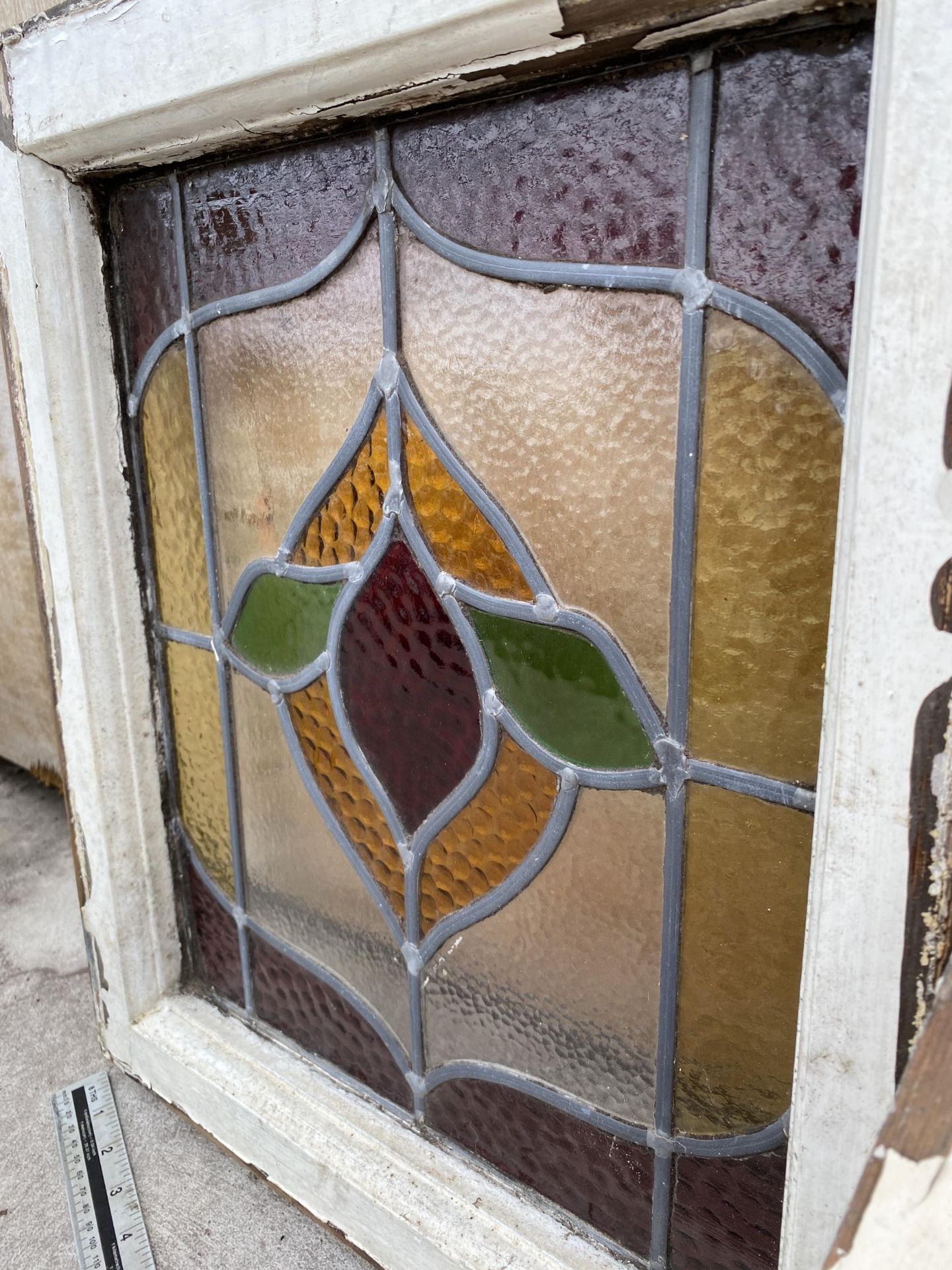 A PAIR OF VINTAGE WOODEN FRAMED STAINGLASS WINDOWS - Image 4 of 4