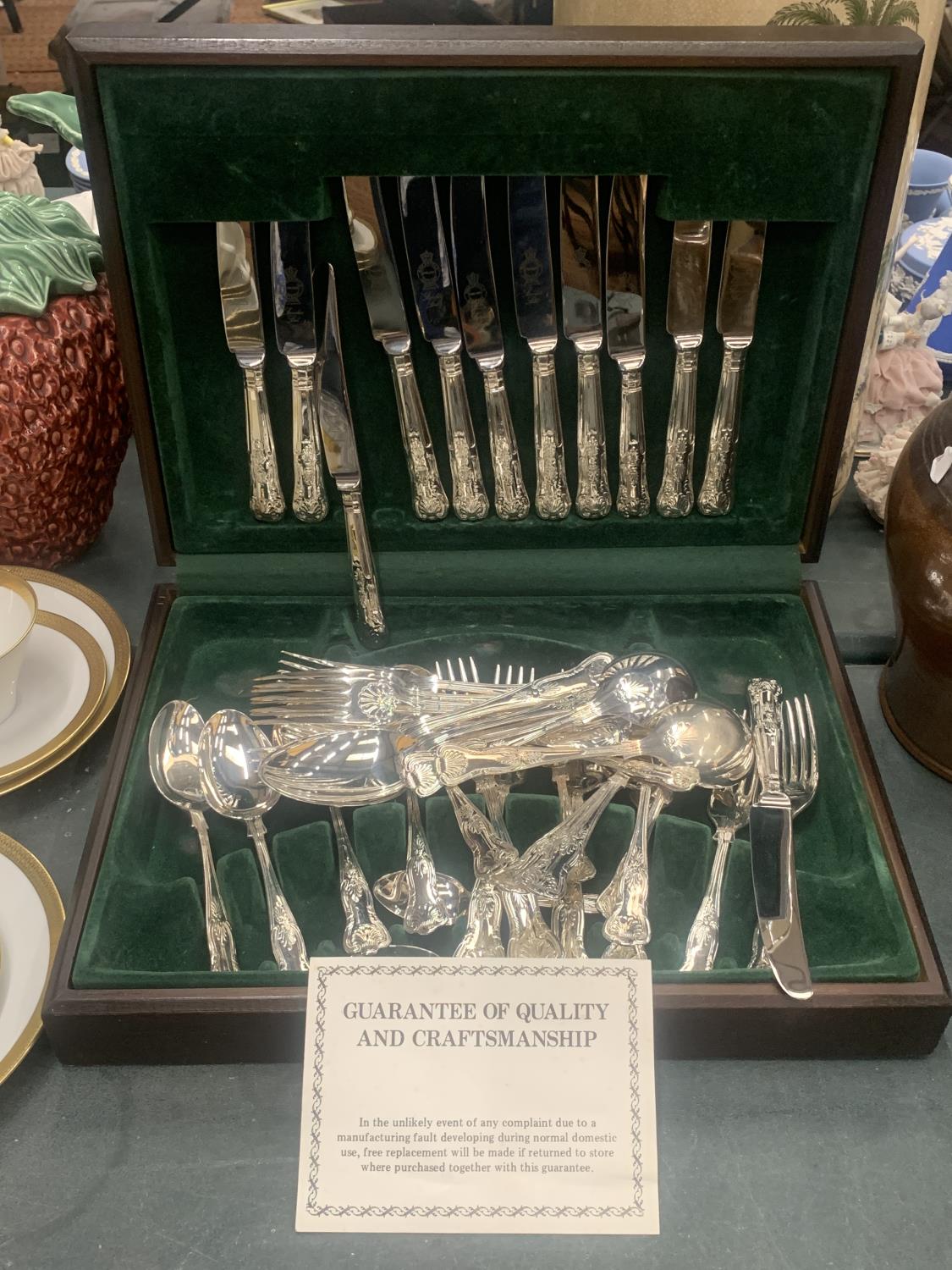 A CANTEEN OF SHEFFIELD CUTLERY IN A CASE