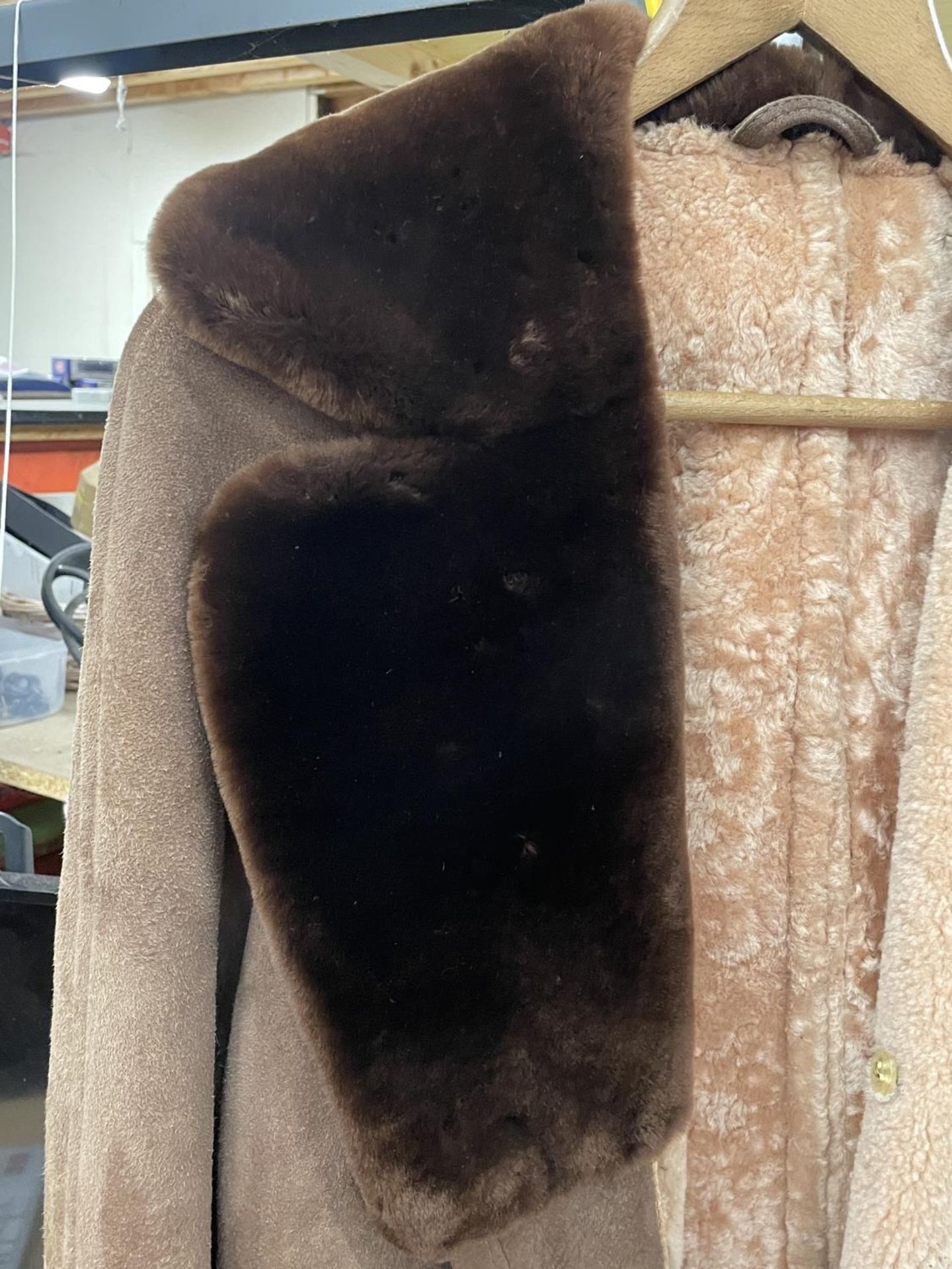 A VINTAGE SHEEPSKIN COAT WITH A FUR COLLAR - Image 2 of 3