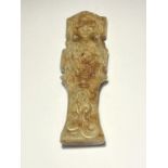 AN ORIENTAL JADE CARVING