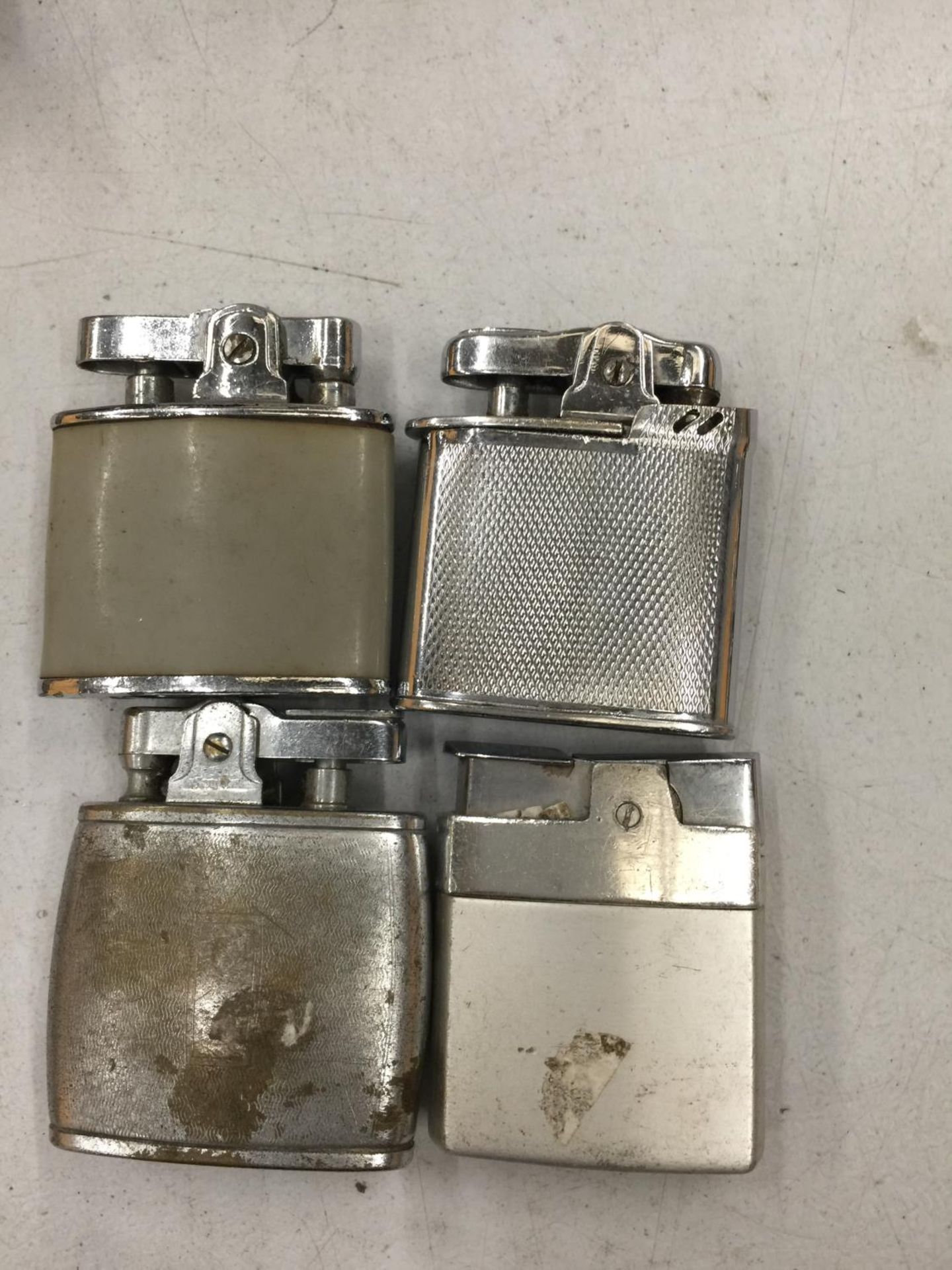 SIX VINTAGE RONSON LIGHTERS - Image 2 of 3