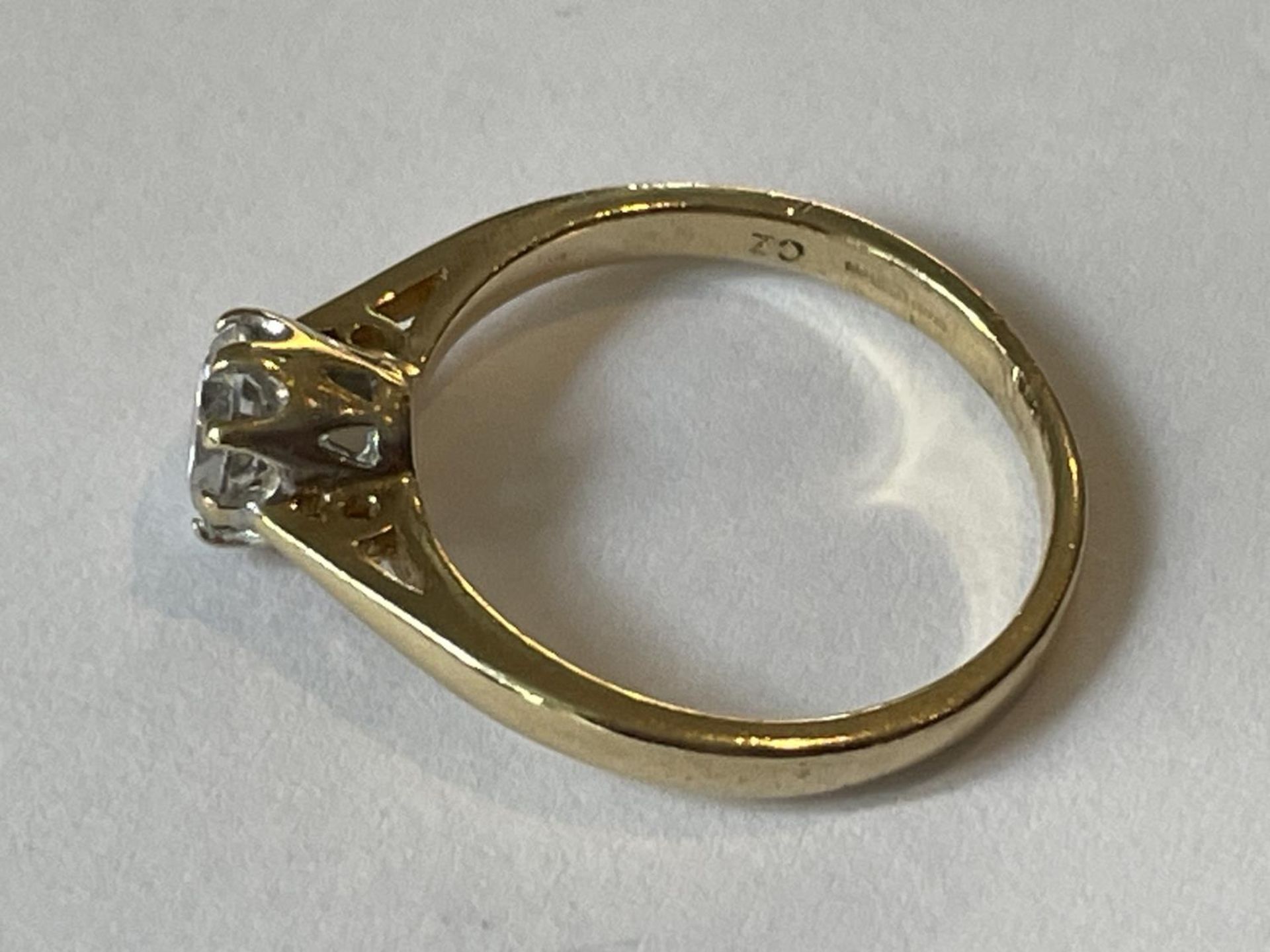 A 9 CARAT GOLD SOLITAIRE RING WITH A SOLITAIRE CUBIC ZIRCONIA STONE SIZE J - Image 2 of 3