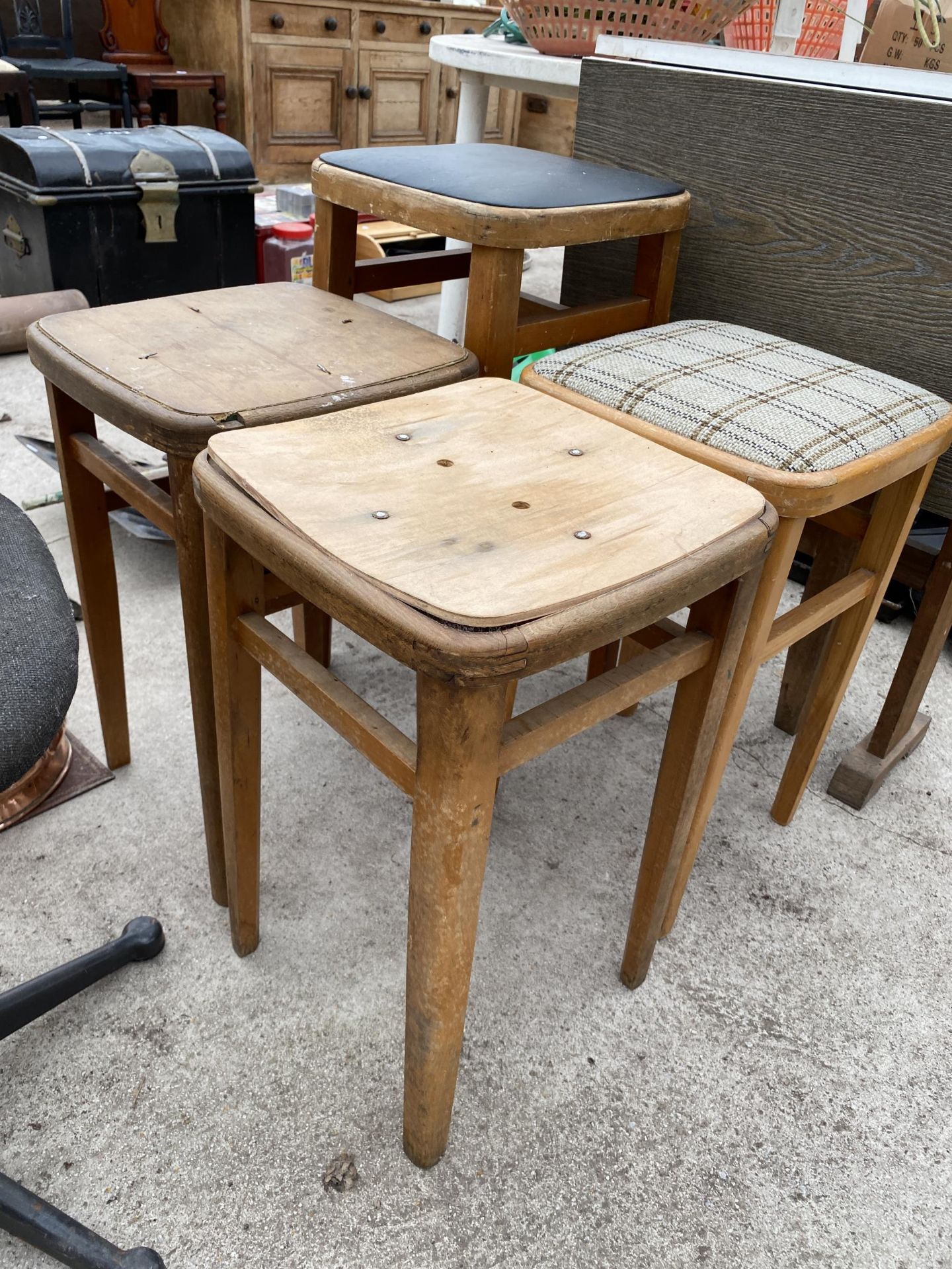 FOUR VARIOUS WOODEN STOOLS AND A FOLDING TABLE - Image 2 of 3