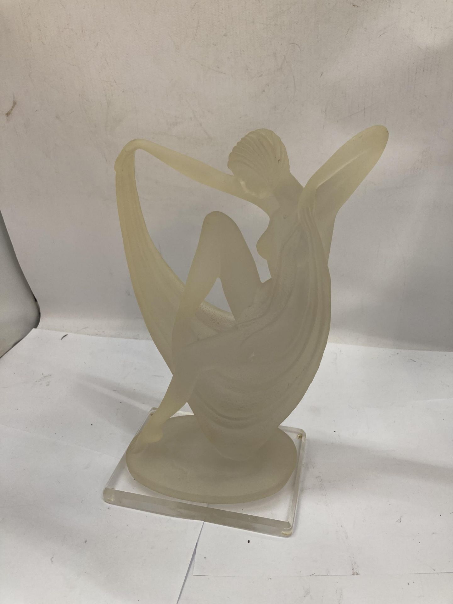 AN ART DECO FROSTED GLASS FIGURE