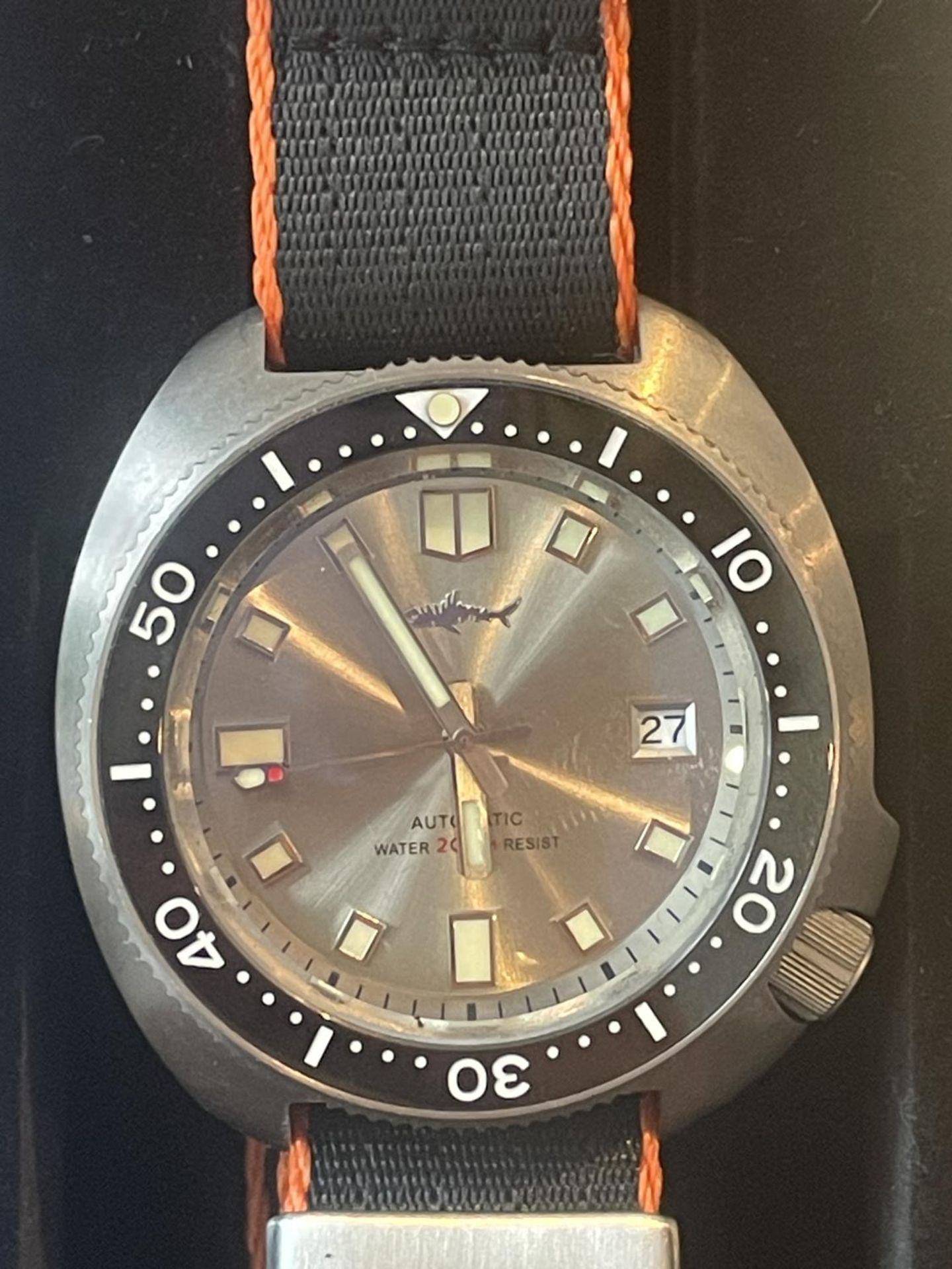 A HEIMDALLR DIVERS WRIST WATCH IN A PRESENTATION BOX SEEN WORKING BUT NO WARRANTY - Image 2 of 4