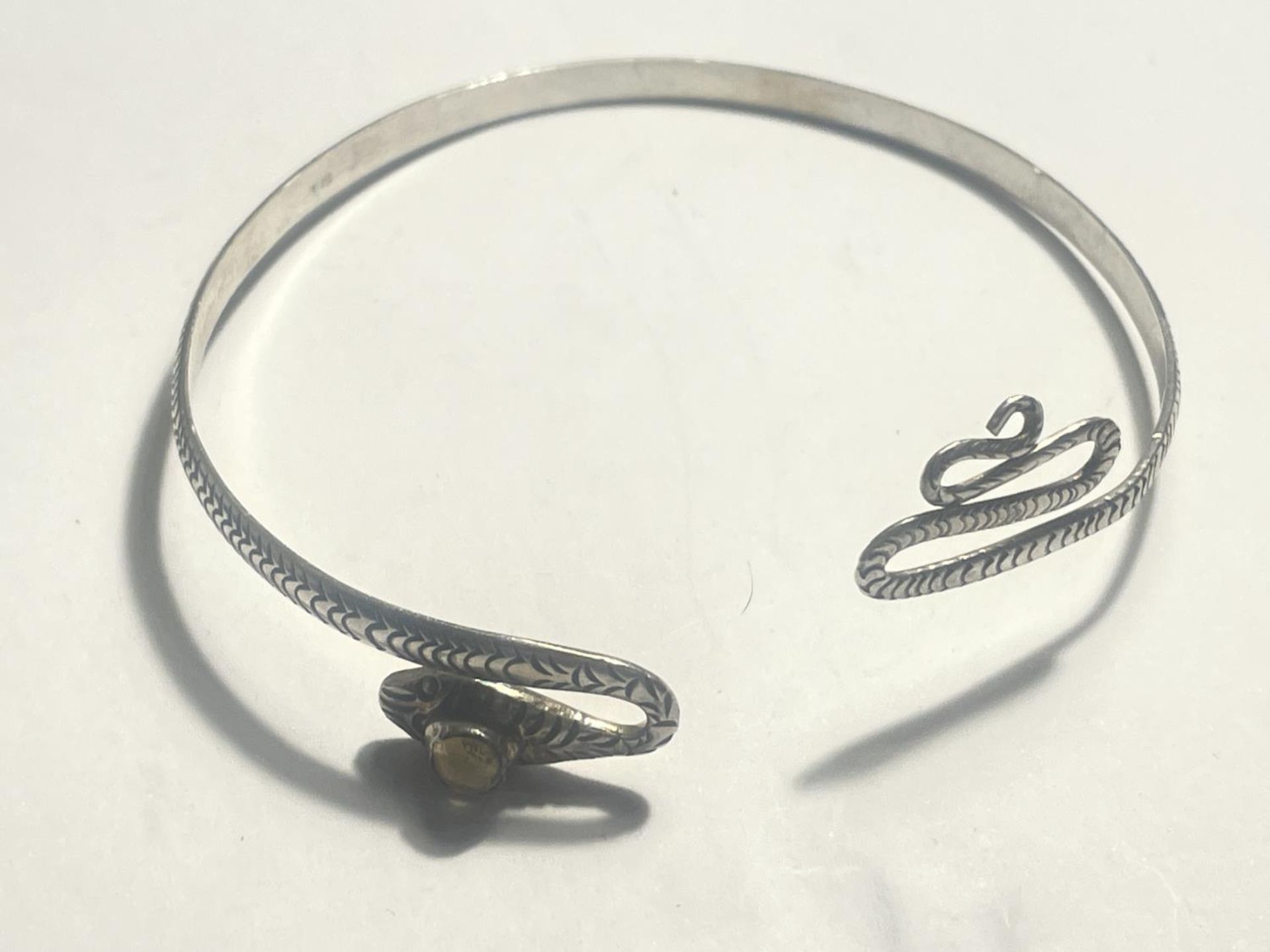 TWO SILVER BANGLES - Bild 3 aus 3