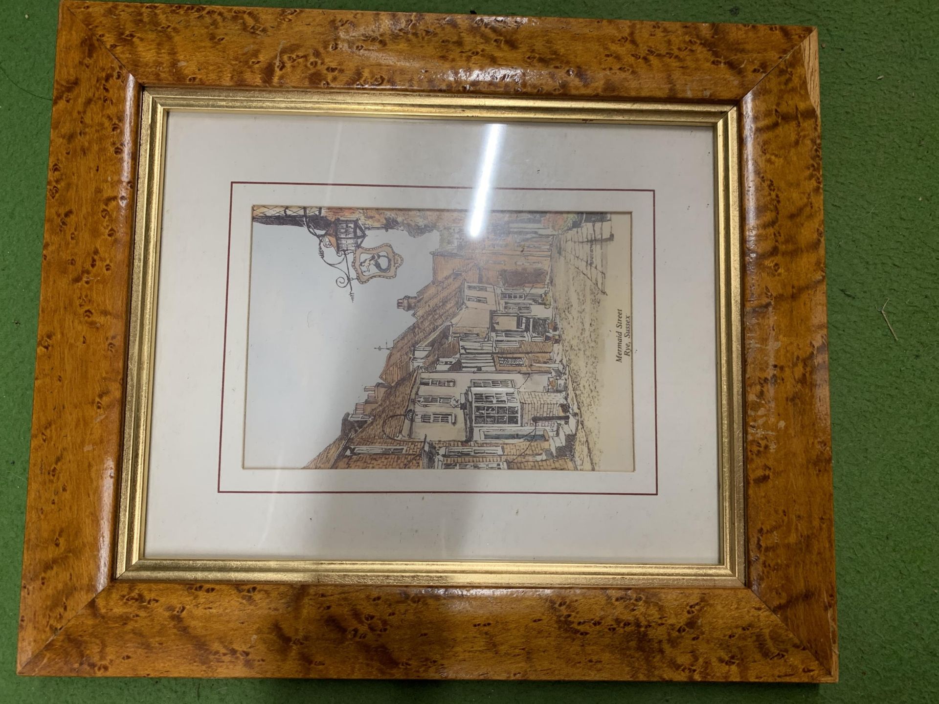 A GROUP OF FOUR FRAMED PICTURES TO INCLUDE AN A.STONE WATERCOLOUR OF SALISBURY ETC - Image 5 of 7