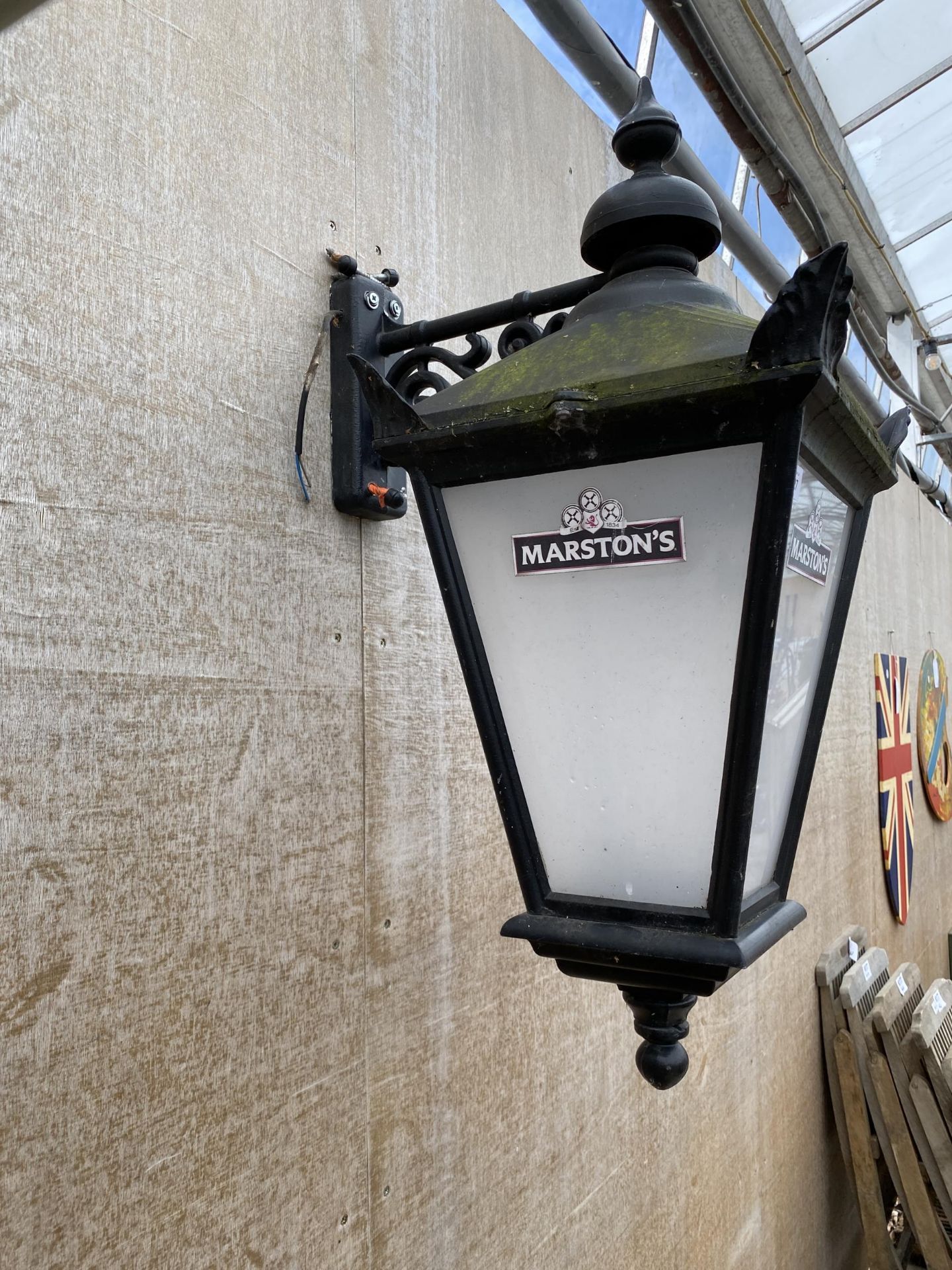 A 'MARSTONS' BREWERY COURTYARD LIGHT WITH BRACKET