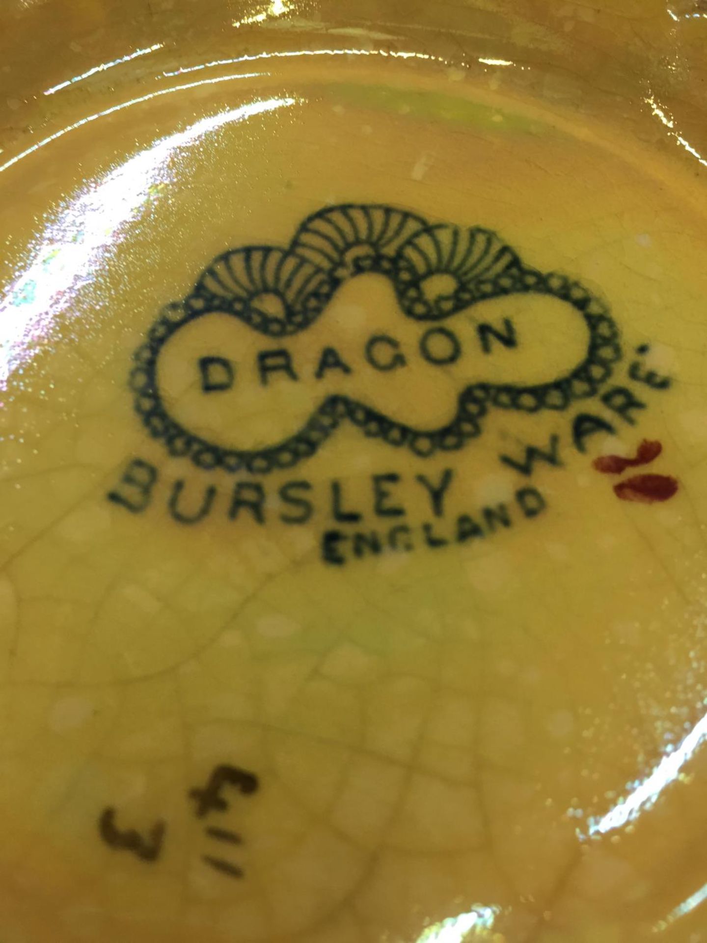 TWO LARGE BOWLS TO INCLUDE A MASON'S ORIENTAL PATTERNED AND A BURSLEY WARE 'DRAGON' - BOTH A/F - Image 5 of 5