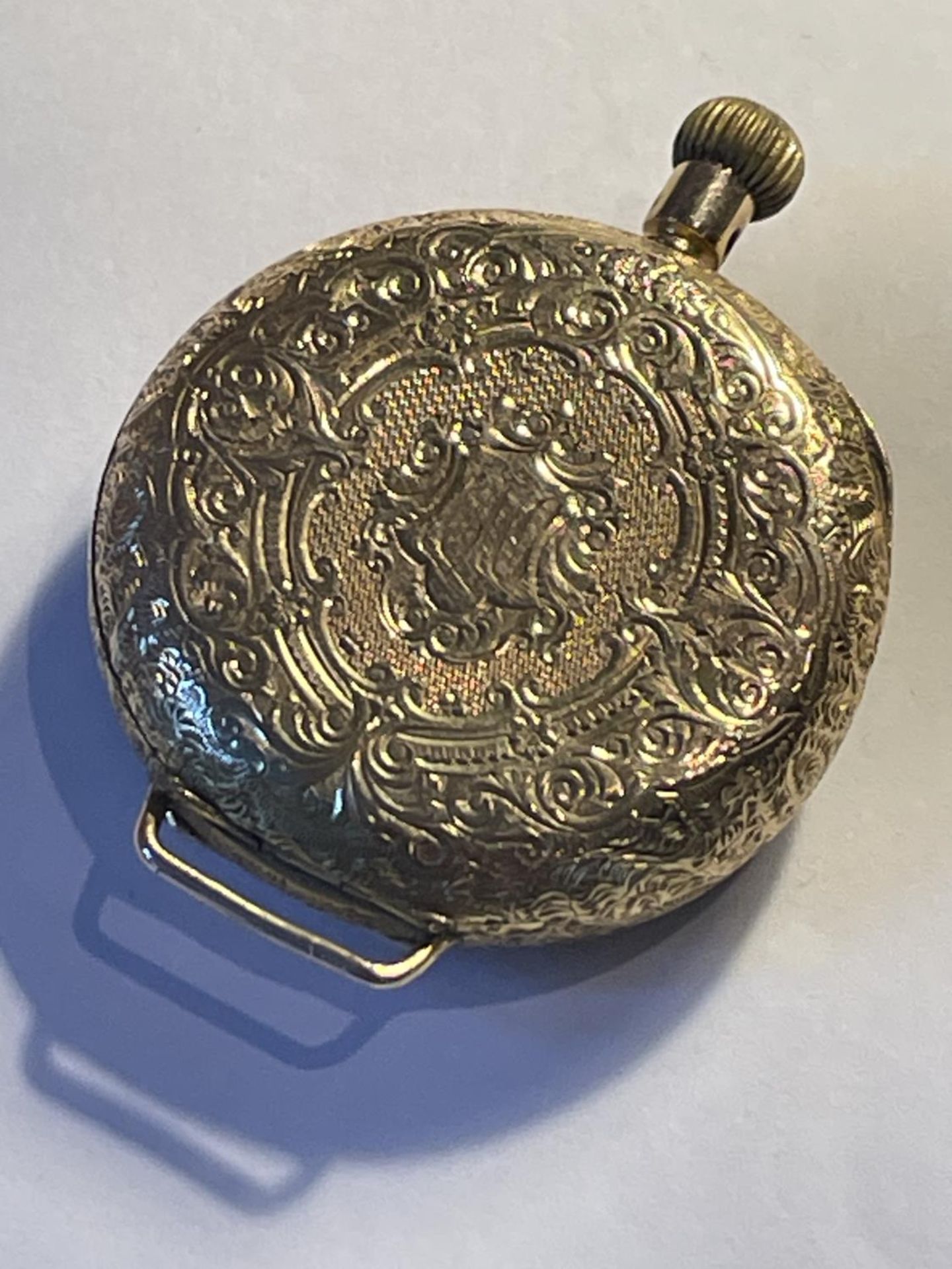 A 14CT GOLD LADIES OPEN FACED POCKET WATCH GROSS WEIGHT 32.37 GRAMS - Bild 2 aus 4