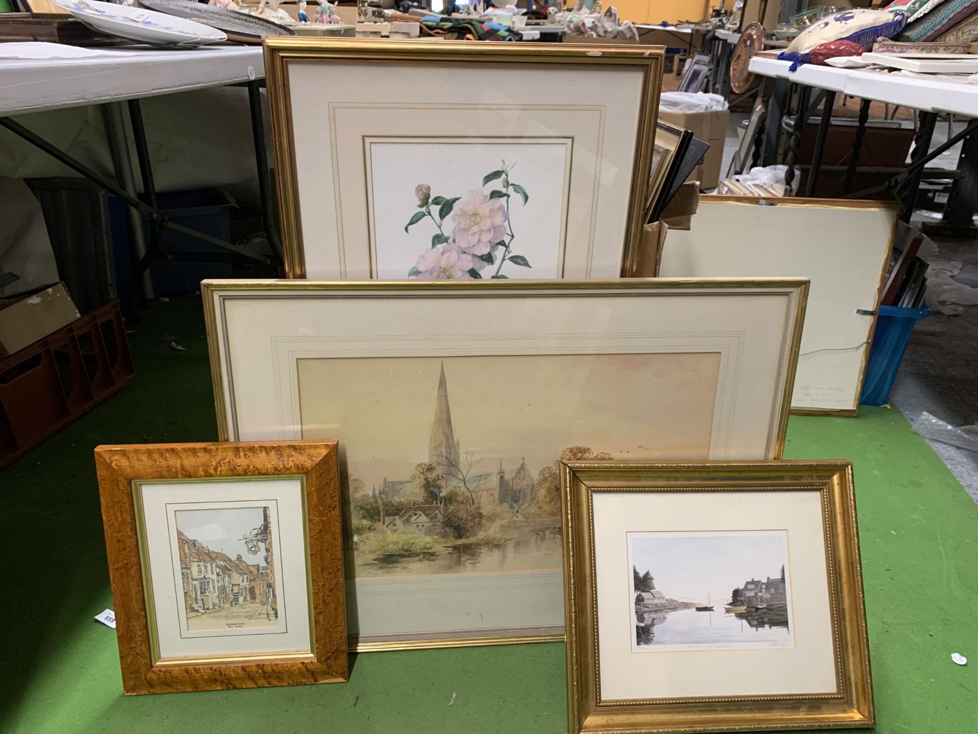 A GROUP OF FOUR FRAMED PICTURES TO INCLUDE AN A.STONE WATERCOLOUR OF SALISBURY ETC