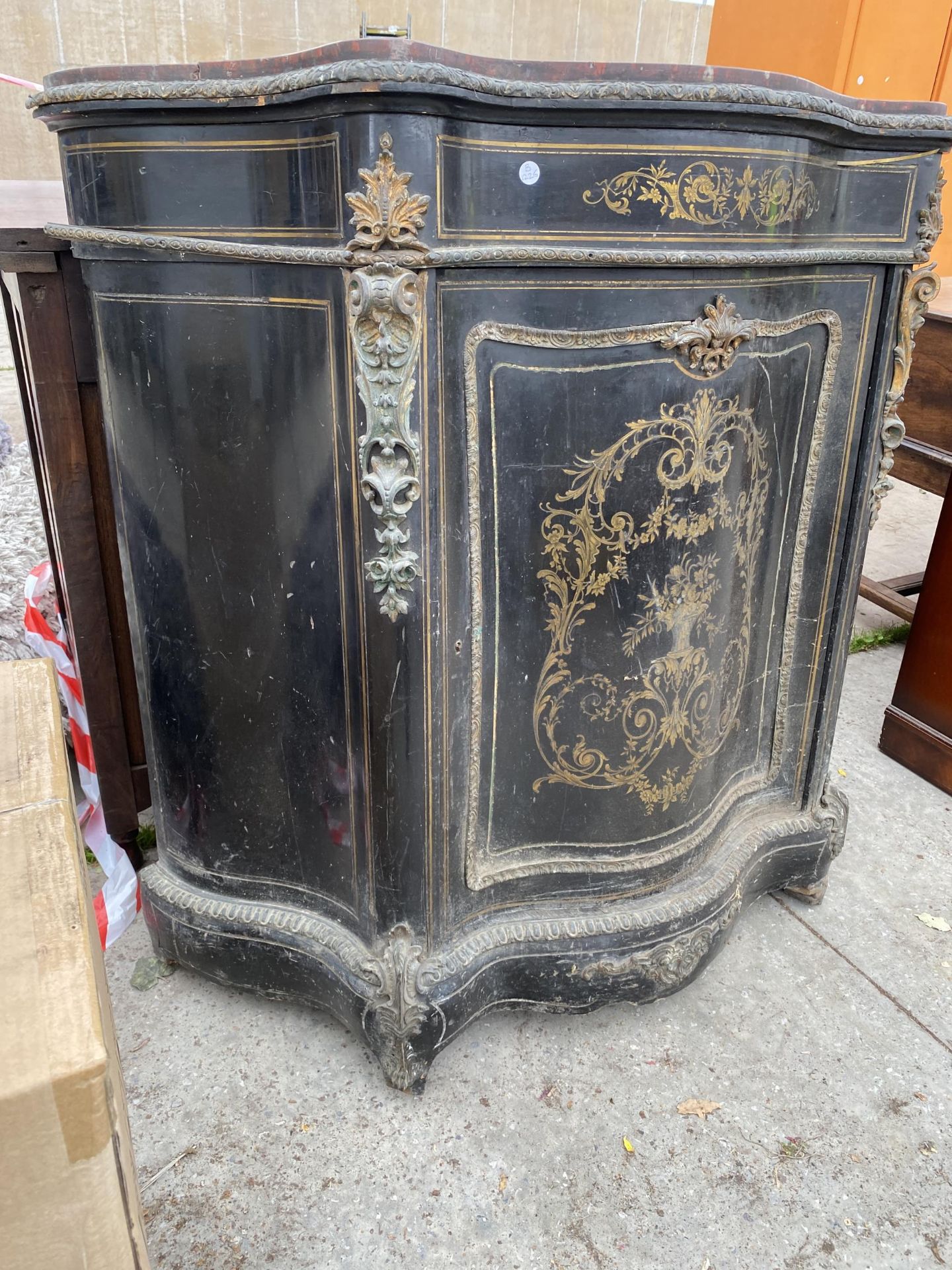 A VICTORIAN EBONISED BOULLE SERPENTINE FRONTED CABINET WITH APPLIED BRASS EMBELLISHMENTS, 45" - Image 2 of 5