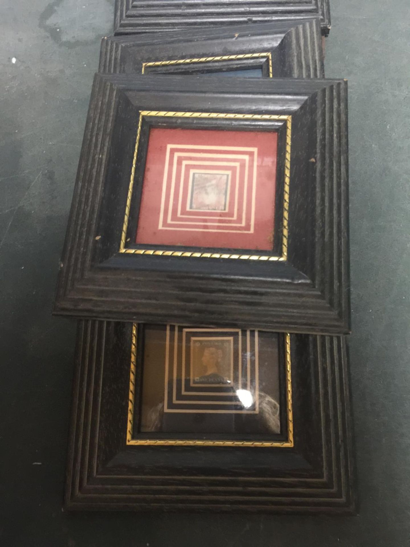 FOUR VINTAGE STAMPS IN FRAMES TO INCLUDE A PENNY BLACK, PENNY RED, TWO PENNY BLUE AND A PENNY PURPLE - Image 2 of 3