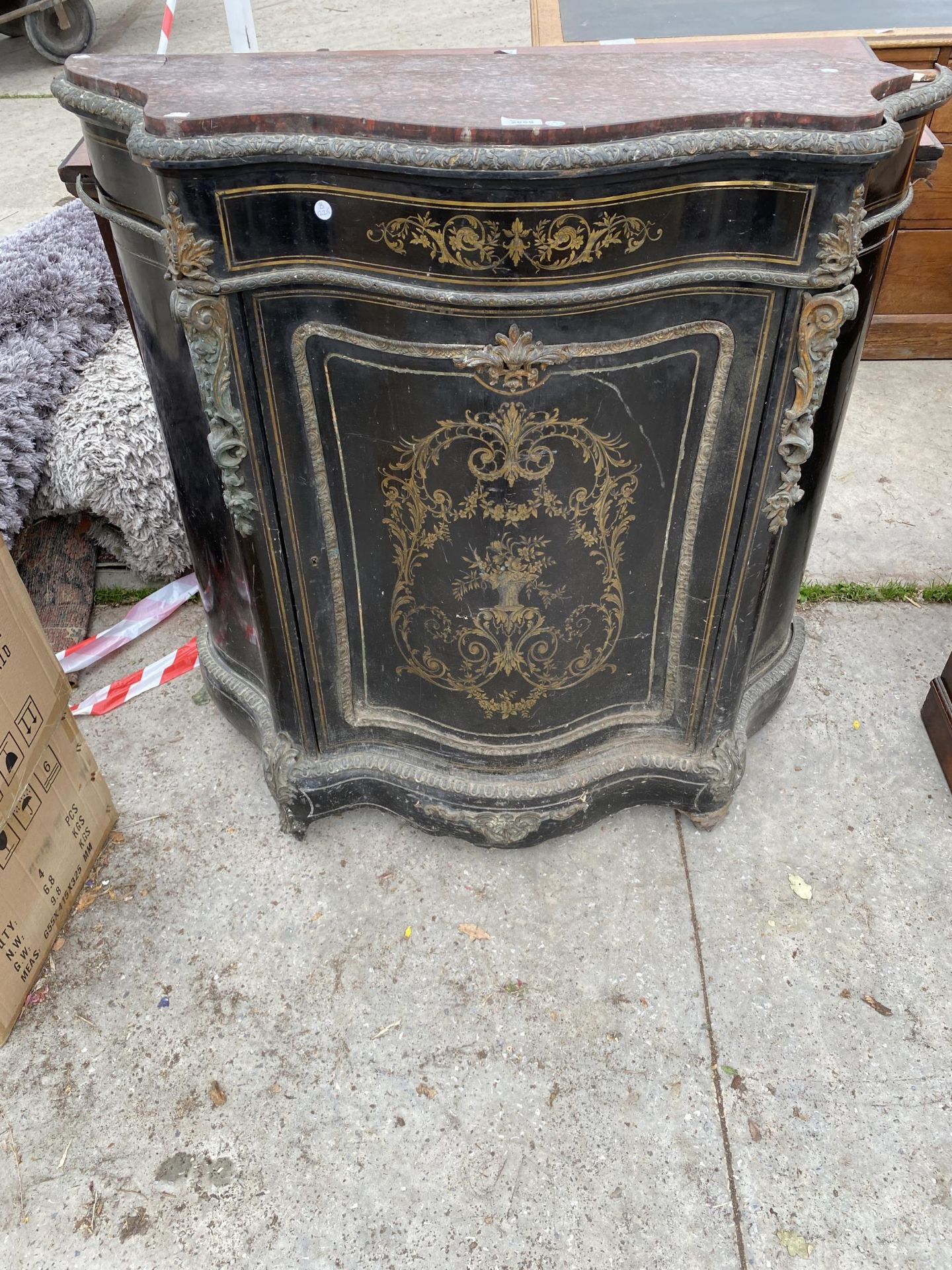 A VICTORIAN EBONISED BOULLE SERPENTINE FRONTED CABINET WITH APPLIED BRASS EMBELLISHMENTS, 45"