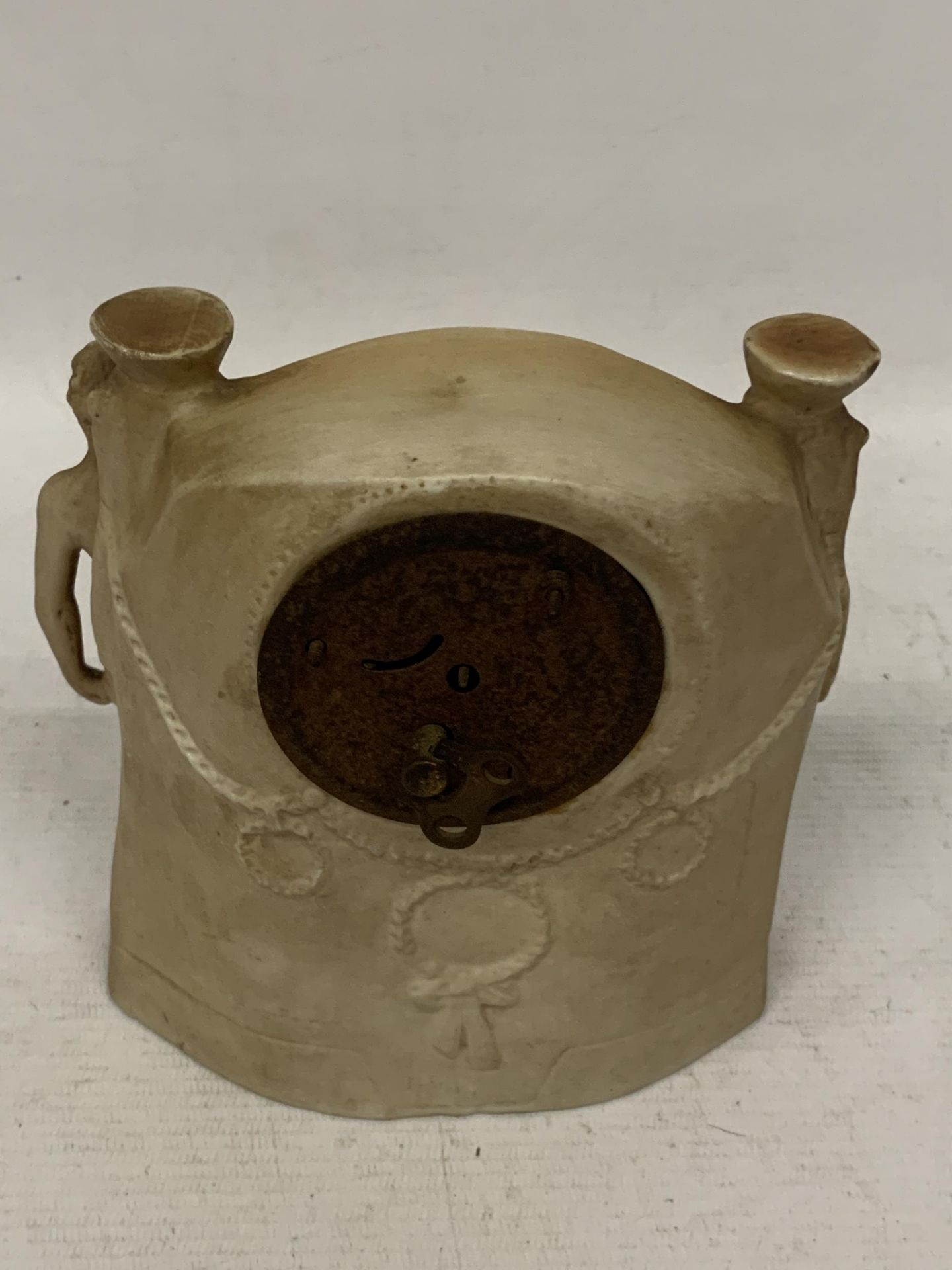 A CLASSICAL POTTERY MANTLE CLOCK WITH LION AND FIGURE DESIGN - Image 3 of 3