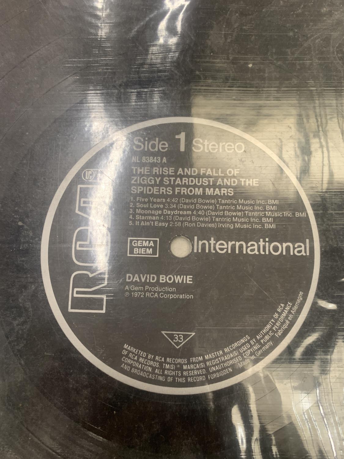 TWO DAVID BOWIE ALBUMS WITHOUT SLEEVES, 'ZIGGY STARDUST' AND 'SPACE ODDITY' - Image 2 of 4