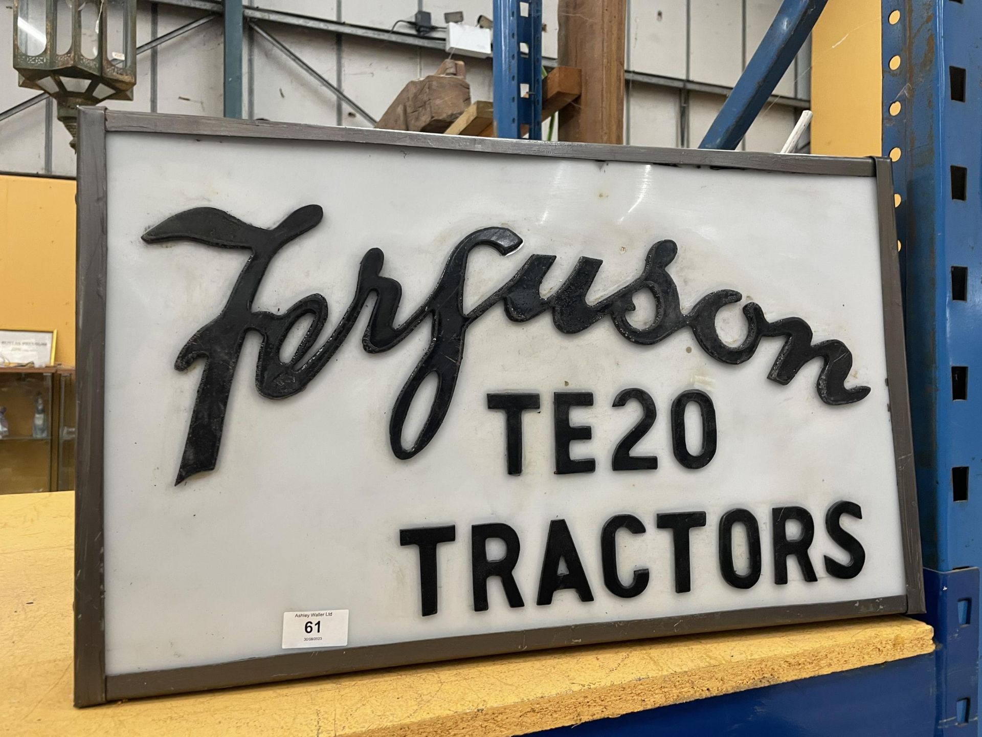 A FERGUSON TE20 TRACTORS ILLUMINATED BOX SIGN