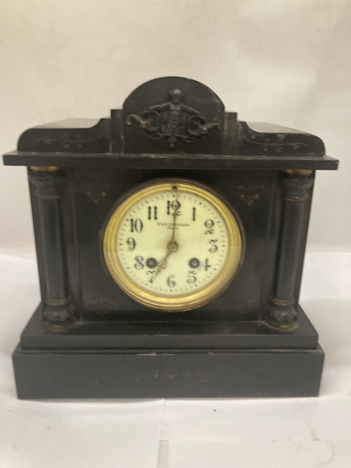 A VICTORIAN FRENCH E&A EUSTANCE, PARIS CHIMING MANTLE CLOCK - Image 2 of 6