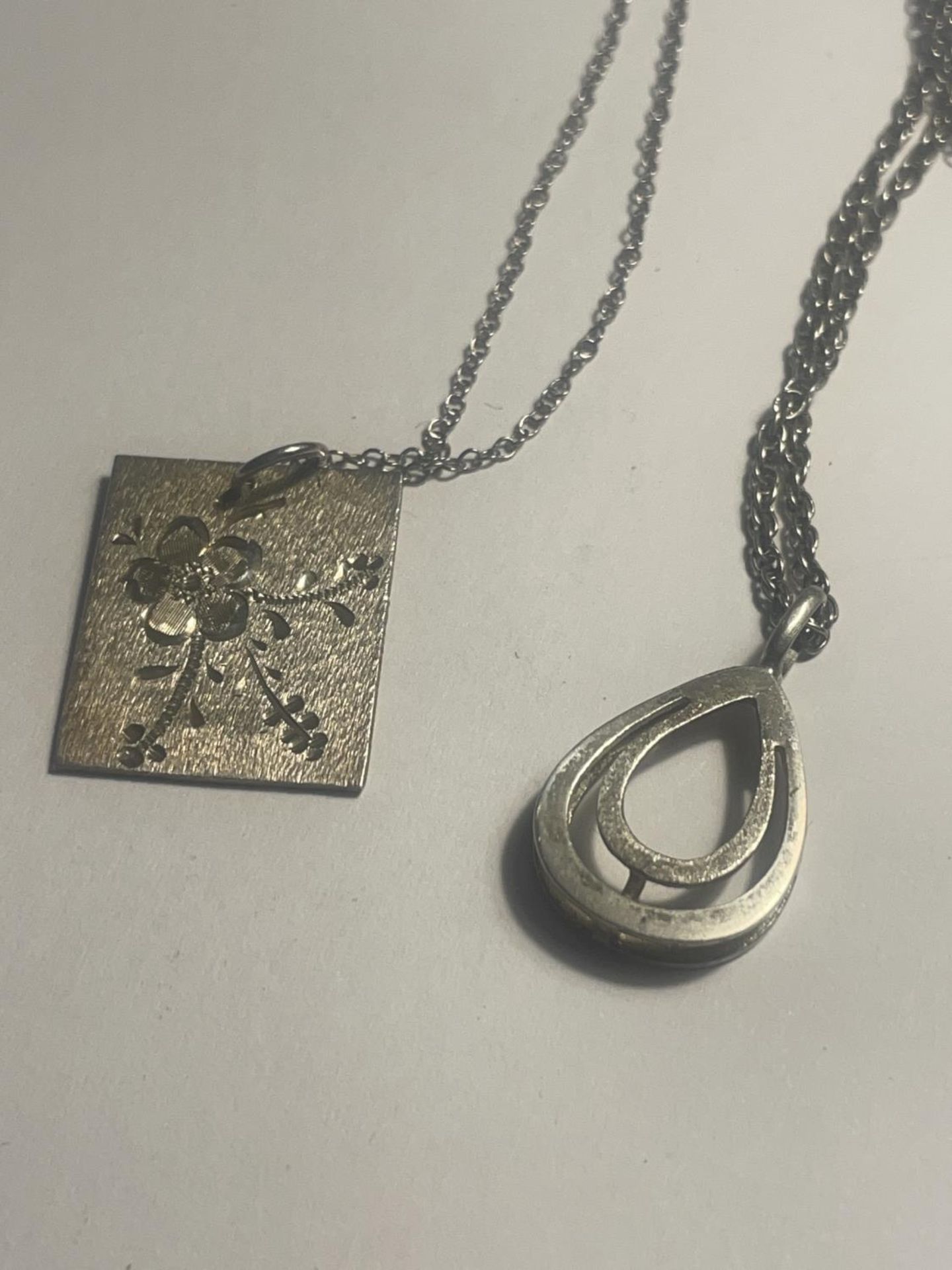 FOUR SILVER NECKLACES WITH PENDANTS - Image 2 of 3