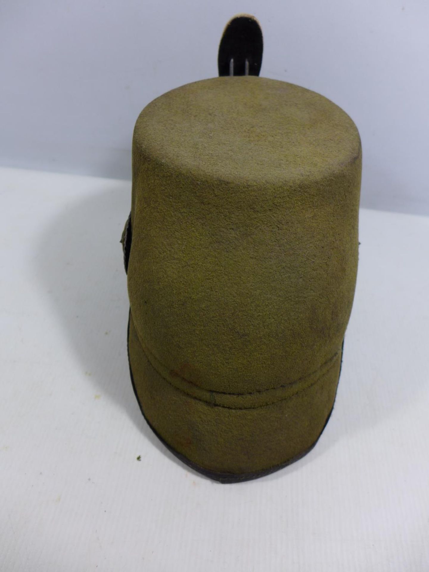 A REPLICA IMPERIAL GERMAN HELMET WITH LEATHER LINING - Image 3 of 4