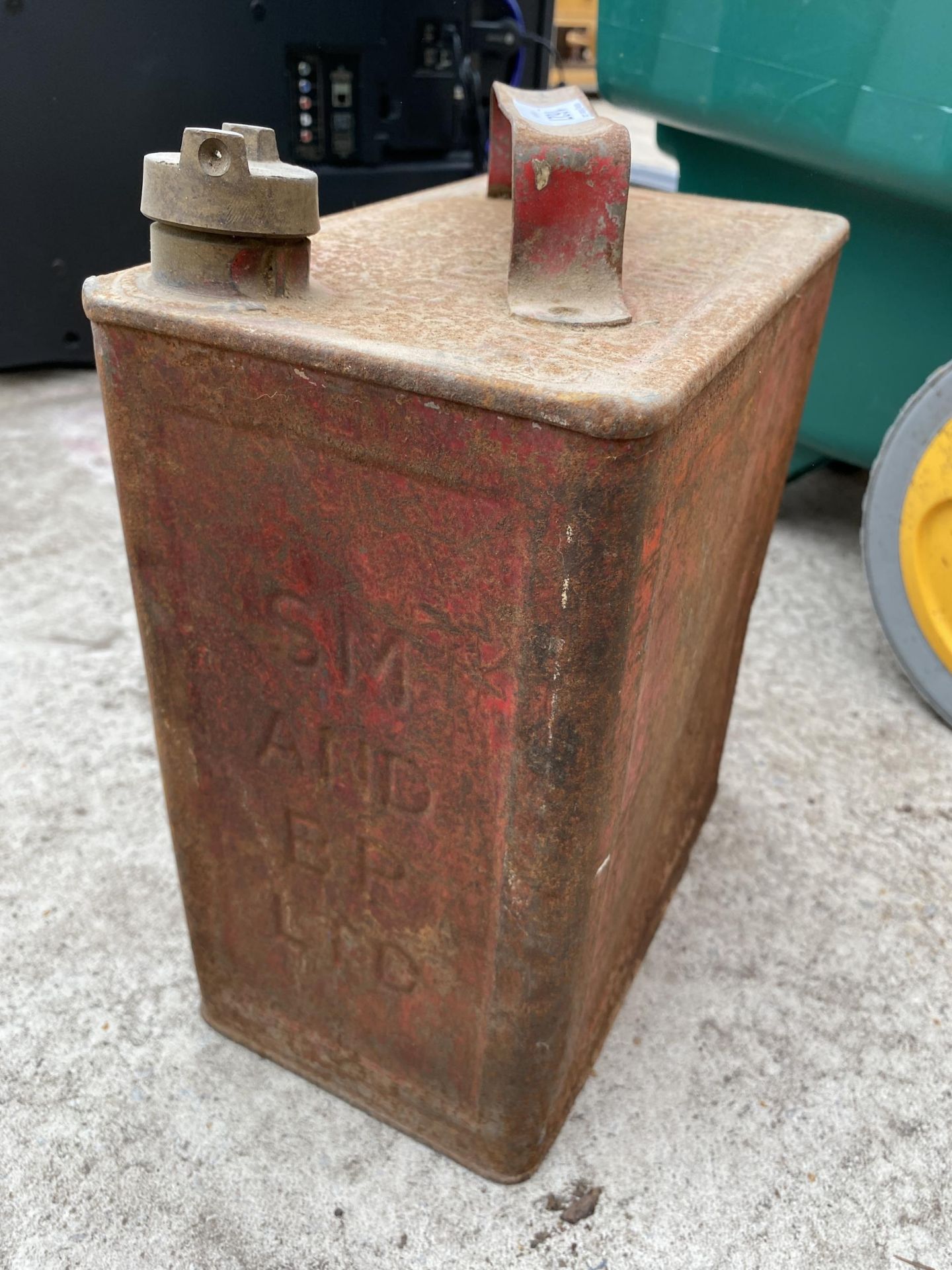 A VINTAGE FUEL CAN WITH BRASS CAP (HAS A HOLE) - Image 2 of 3