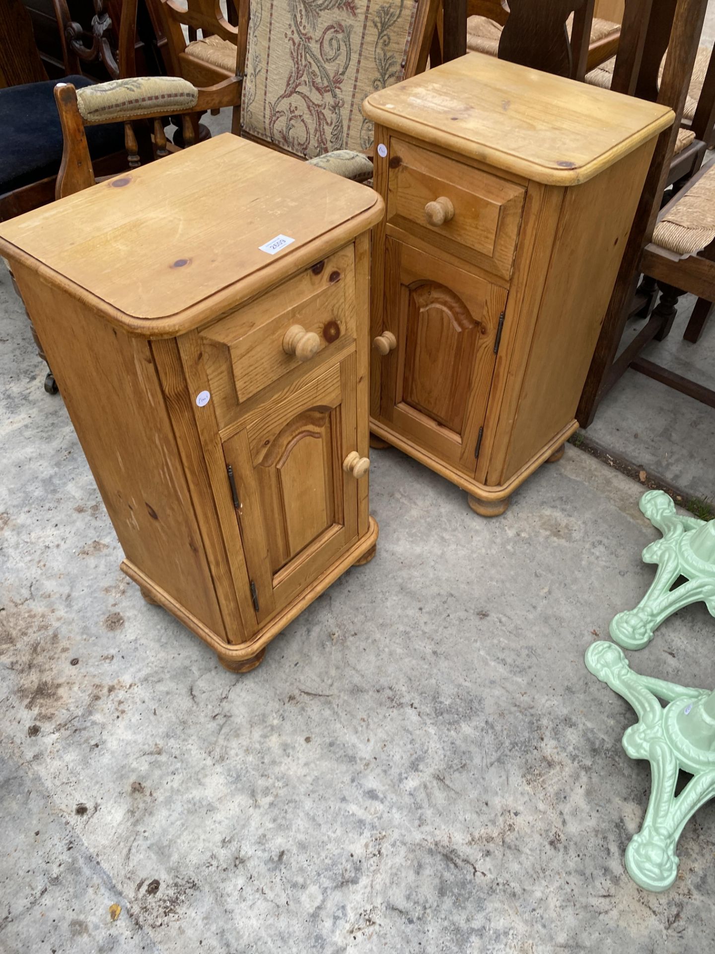 A PAIR OF VICTORIAN STYLE PINE BEDSIDE LOCKERS