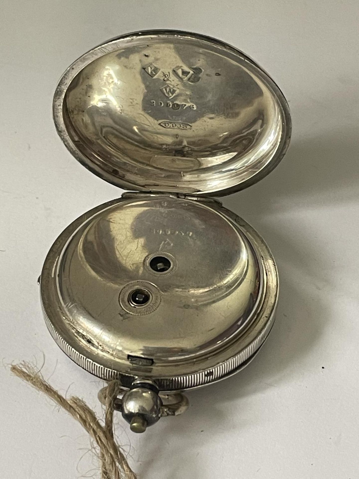 A SILVER POCKET WATCH WITH KEY SEEN WORKING BUT NO WARRANTY - Image 3 of 4