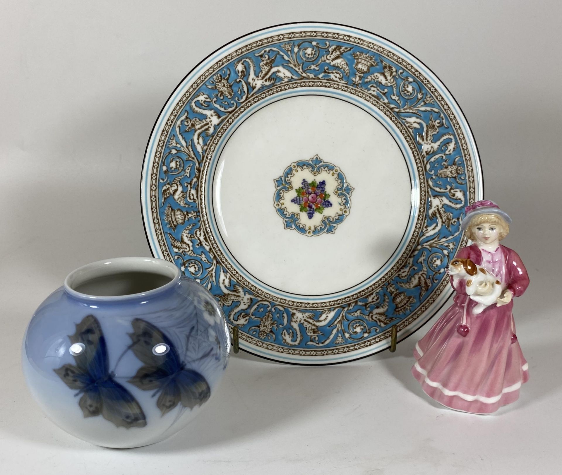 THREE ITEMS - WEDGWOOD BLUE FLORENTINE VINTAGE PLATE, ROYAL COPENHAGEN BUTTERFLY VASE AND ROYAL