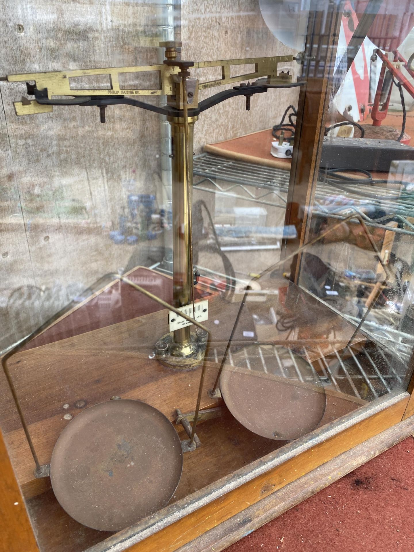 A SET OF VINTAGE 'PHILIP HARRIS LTD BIRMINGHAM' BALANCE SCALES IN A WOODEN AND GLASS DISPLAY CABINET - Image 2 of 2