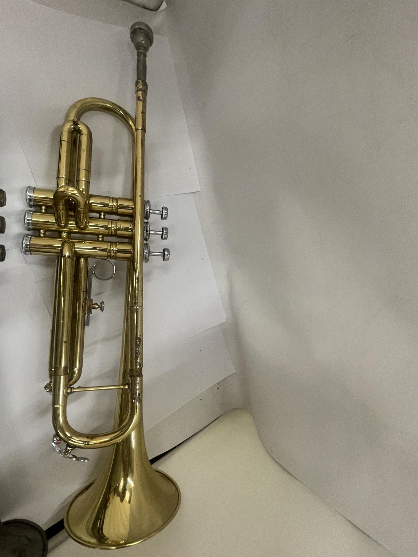 TWO VINTAGE TRUMPETS TO INCLUDE A BRASS EXAMPLE - Image 2 of 4