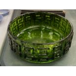 A WHITEFRIARS GREEN GLASS BOWL, DIAMETER 19.5CM