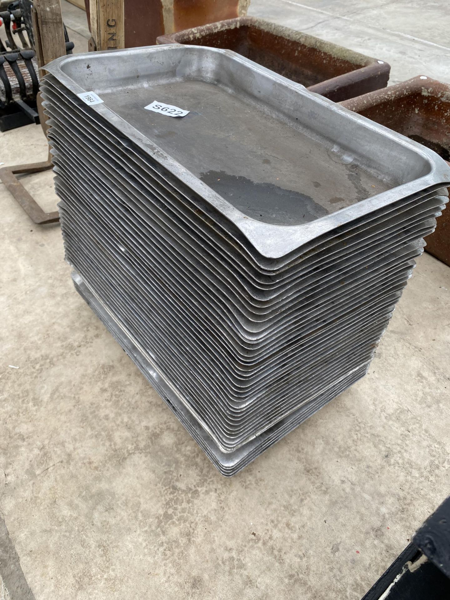 A LARGE QUANTITY OF STAINLESS STEEL TRAYS - Image 2 of 3