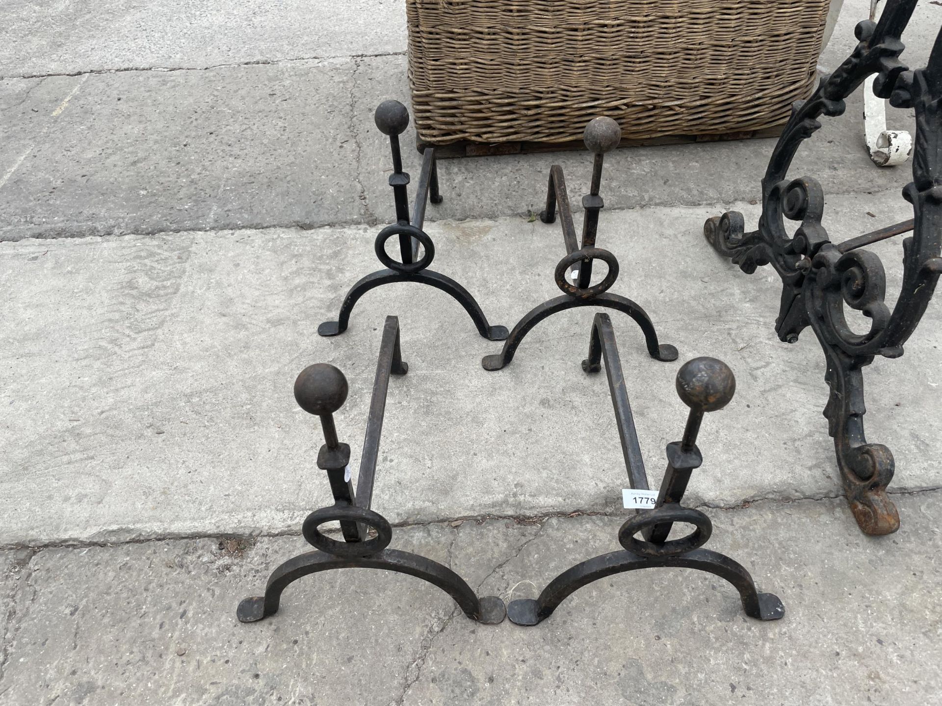 A SET OF FOUR WROUGHT IRON FIRE DOGS - Image 2 of 2