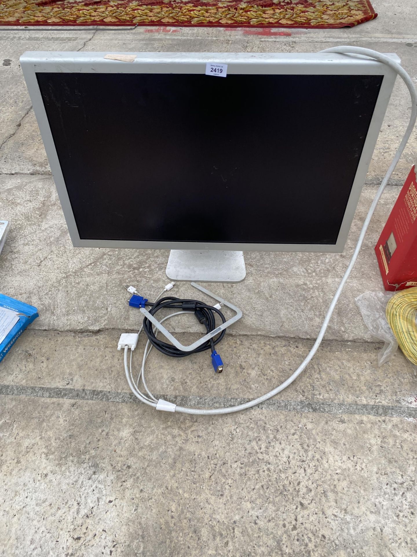 AN APPLE MAC COMPUTER MONITOR