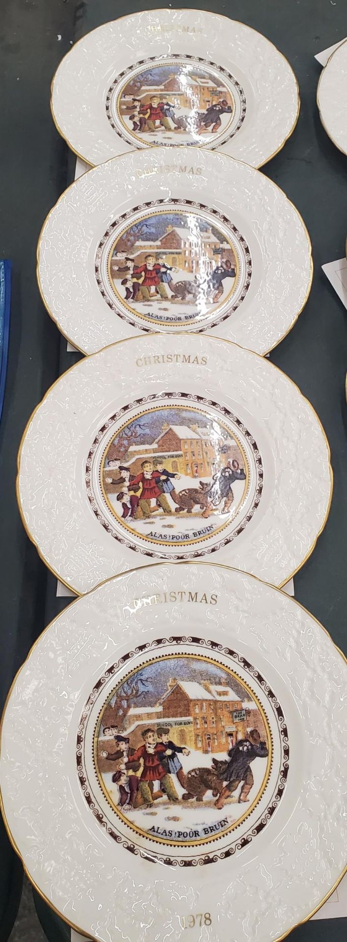 FOUR 1978 COALPORT CHRISTMAS CABINET PLATES