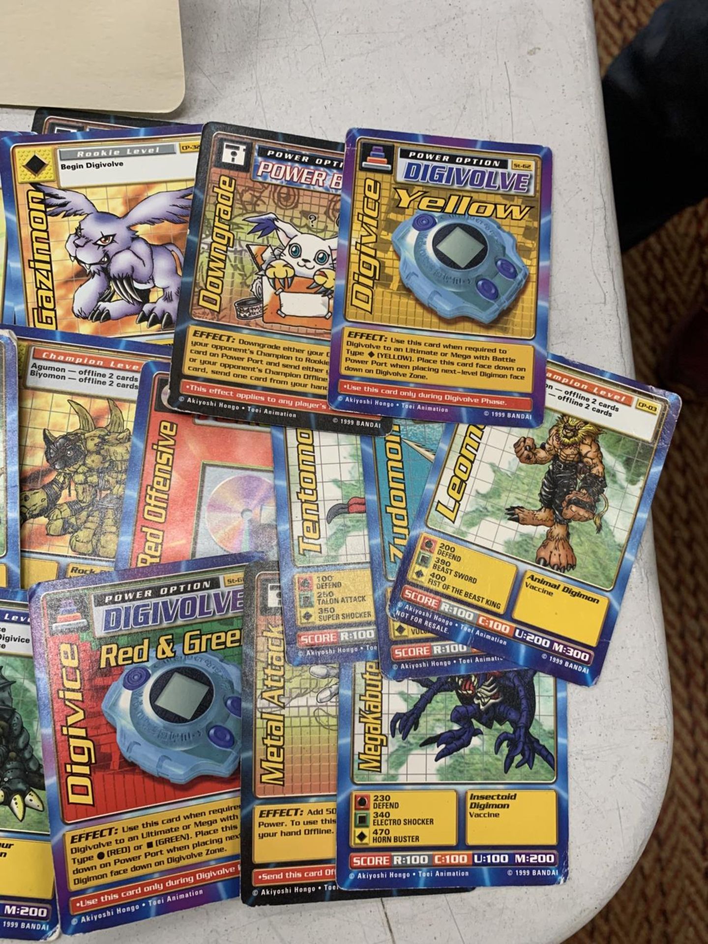 A GROUP OF RETRO DIGIMON CARDS - Bild 4 aus 4