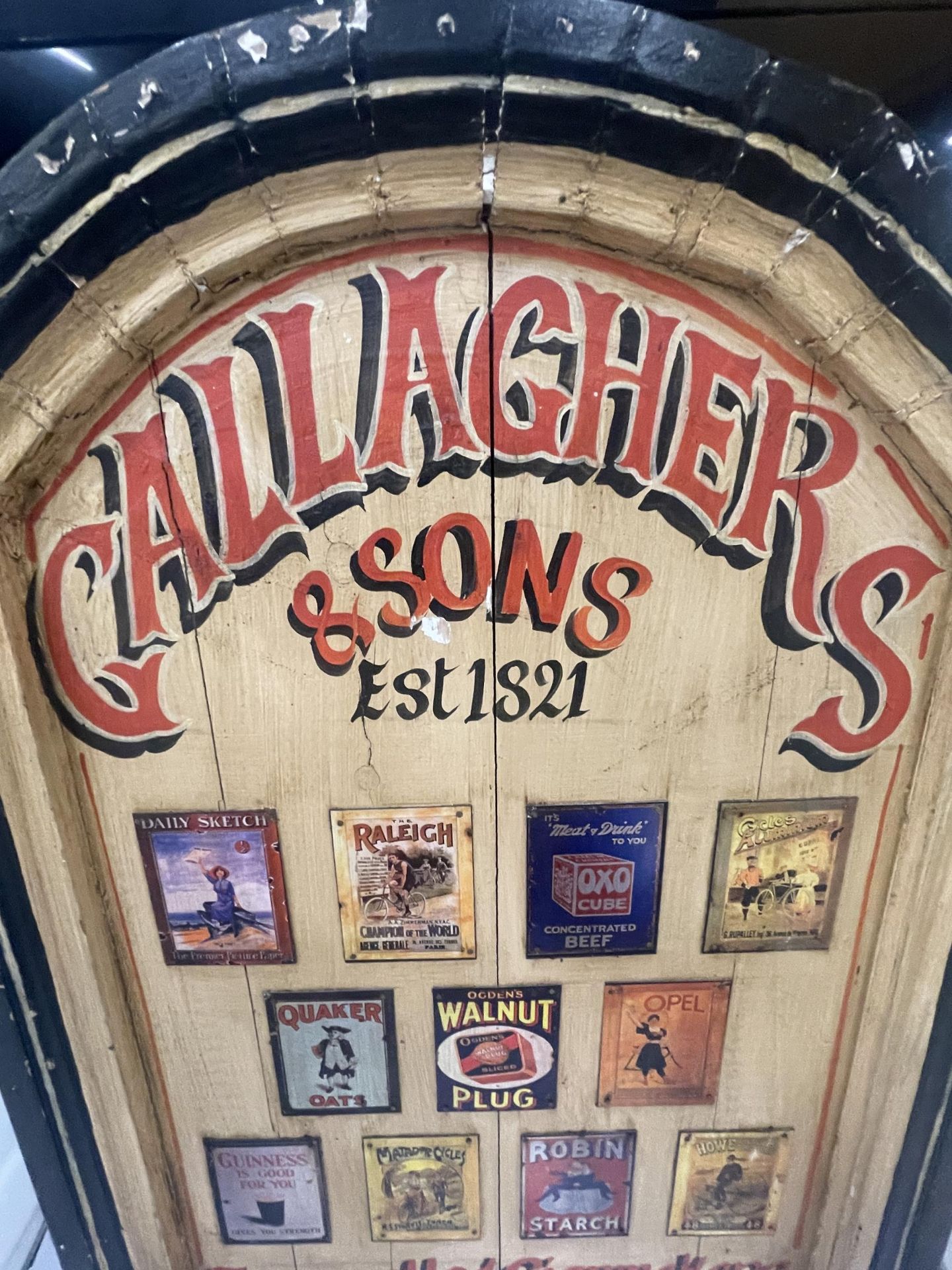 A VINTAGE GALLAGHERS & SONS WOODEN SIGN - Image 2 of 3